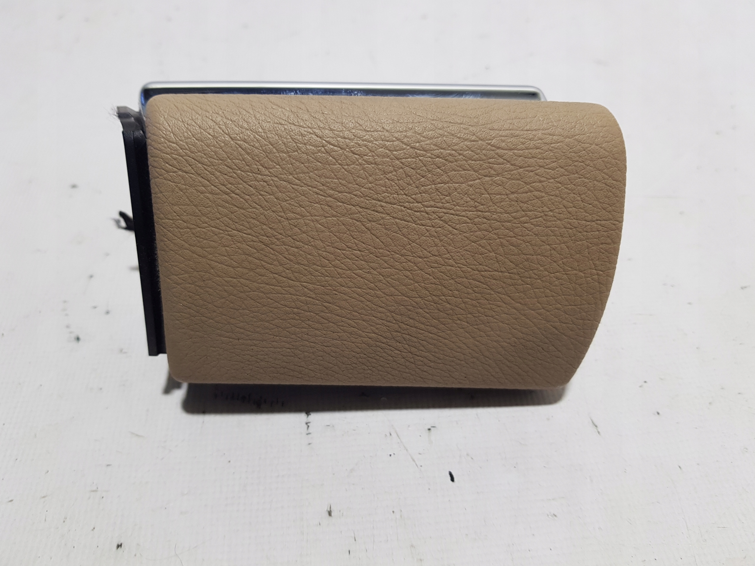 ashtray passenger compartment left rear part MERCEDES W221 2218210714