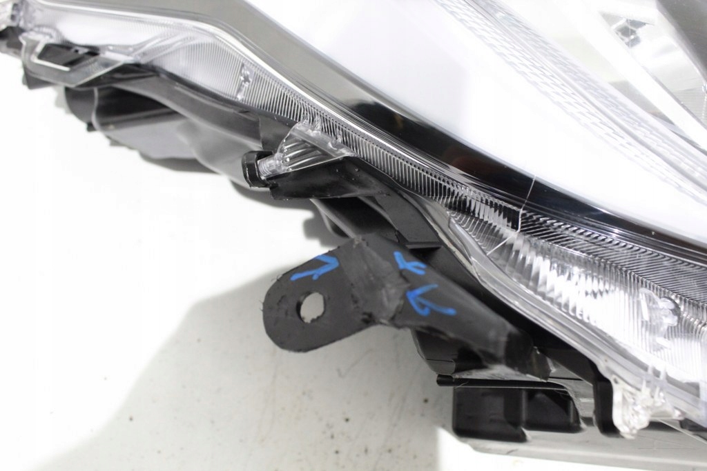 Frontscheinwerfer Toyota Yaris I P1 LED Rechts Scheinwerfer Headlight - Thumbnail 4