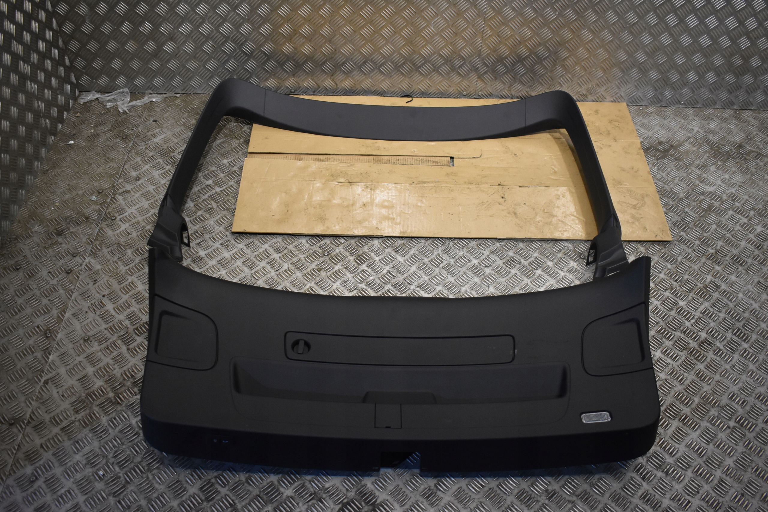 IDEALNA cover cap bonnet KPL. boot KPL. AUDI A6 C7 1