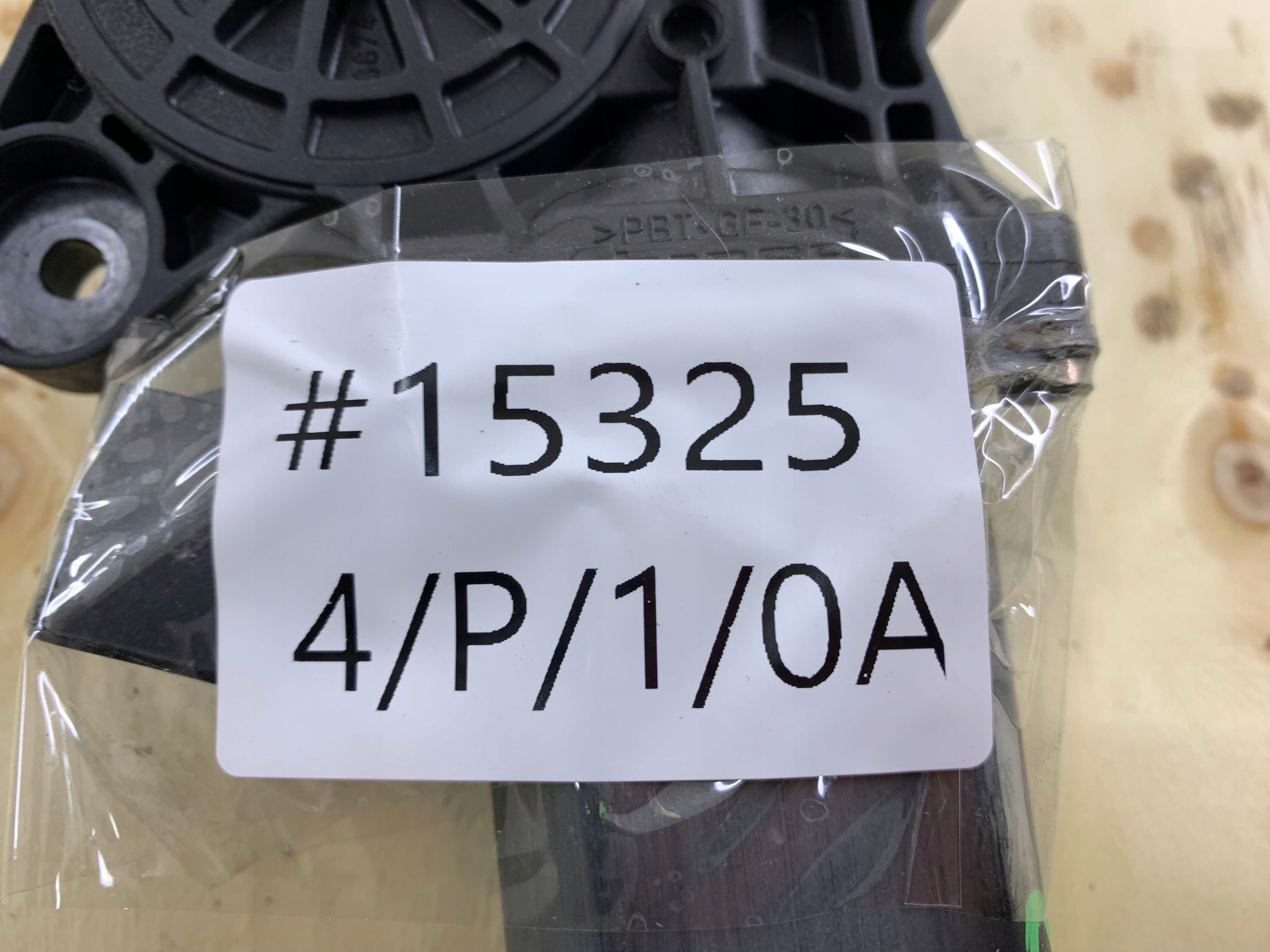 MERCEDES W203 mini motor windows right front A2208204542