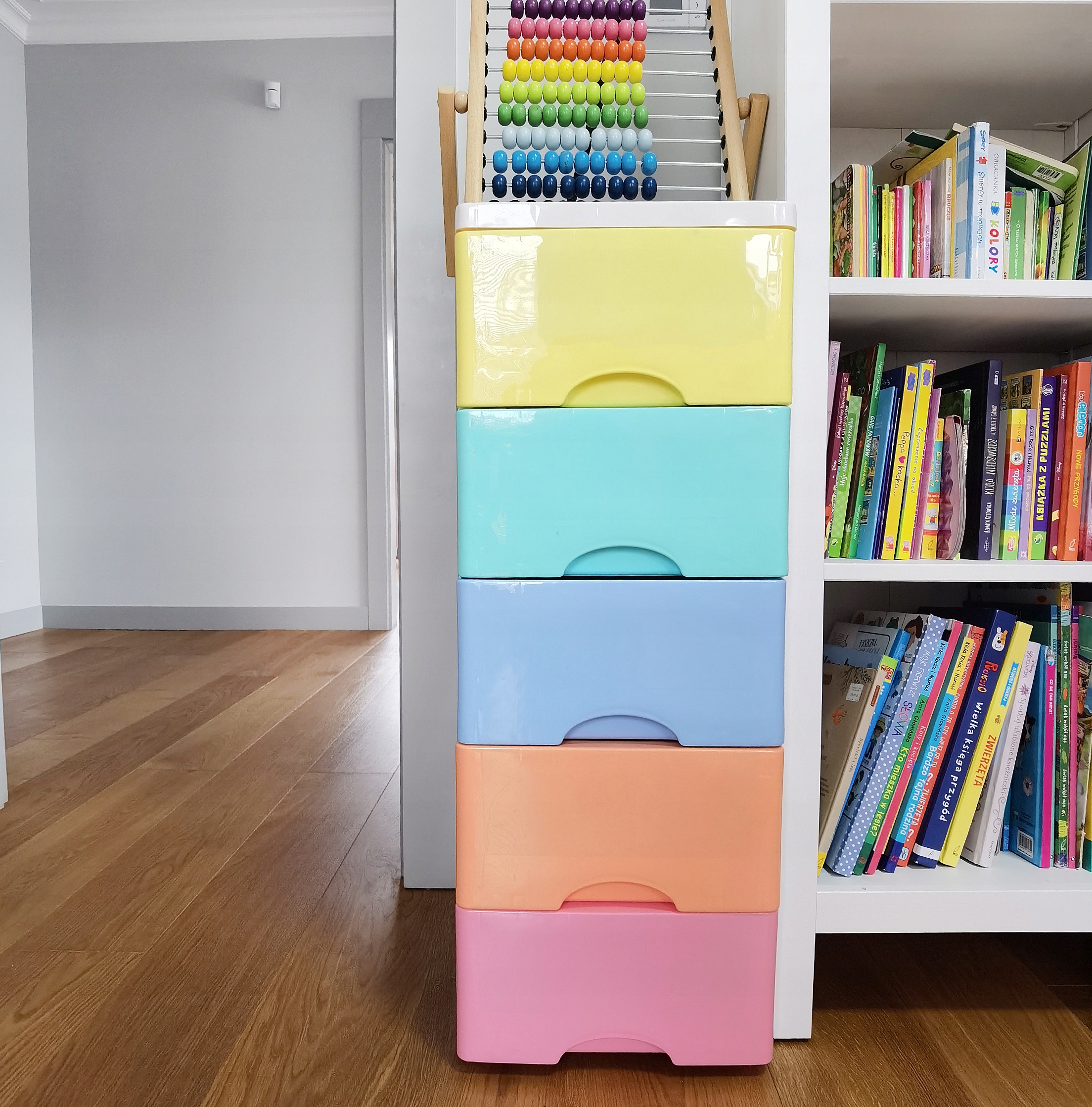 PLASTIKOWY REGAŁ NA KÓŁKACH SZAFKA SZUFLADY SZAFA EAN 5900779379879