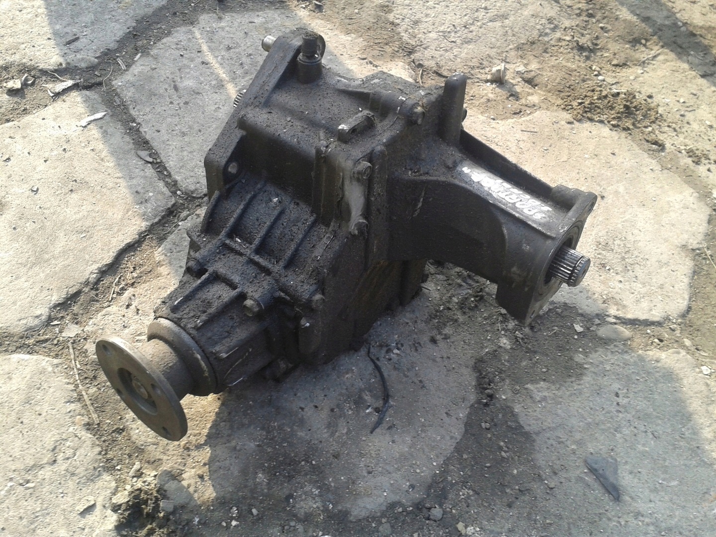 MOST PRZEDNI DYFER PRZÓD KIA SPORTAGE II 2.0 CRDI