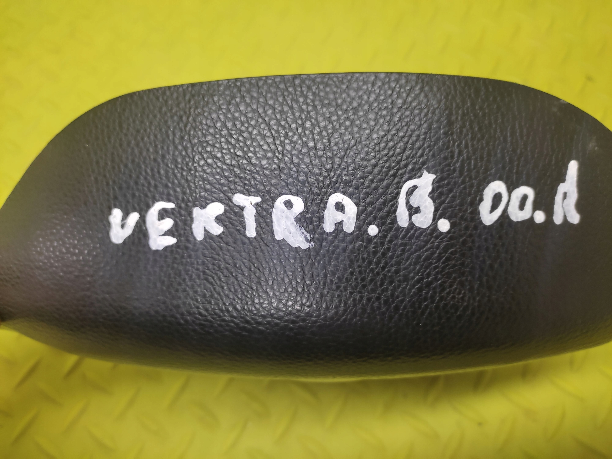 opel VECTRA B подушка AIR водители 90437886