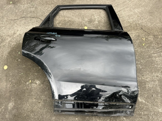 AUDI Q5 8R door right rear part right rear. PRZEDLIFT