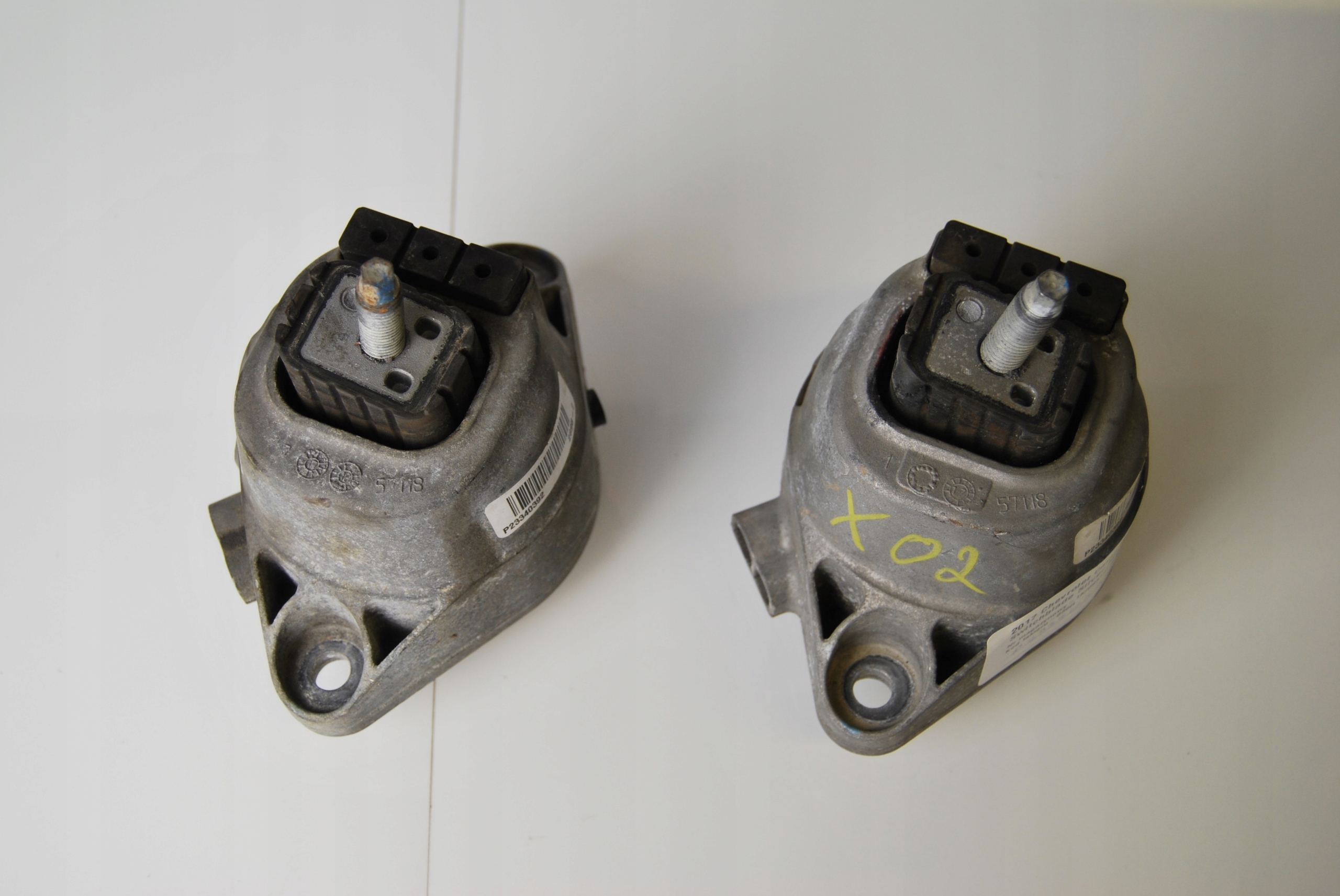 left engine mount Chevrolet Camaro 2016+