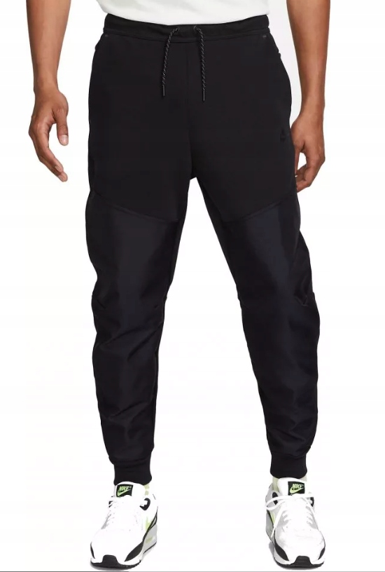 Pánské černé teplákové kalhoty Nike Tech Fleece DR6171-010 r.XL Cordura