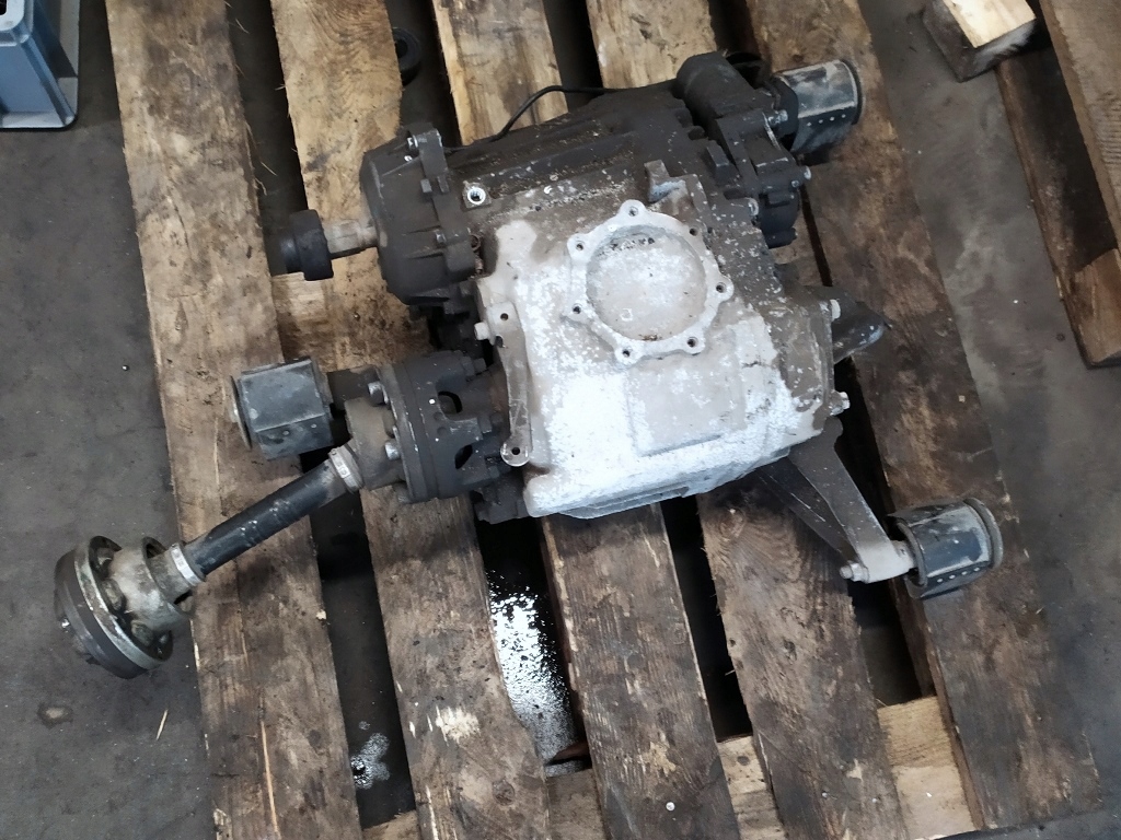 4632810704 мост дифференциала MERCEDES W463 AMG