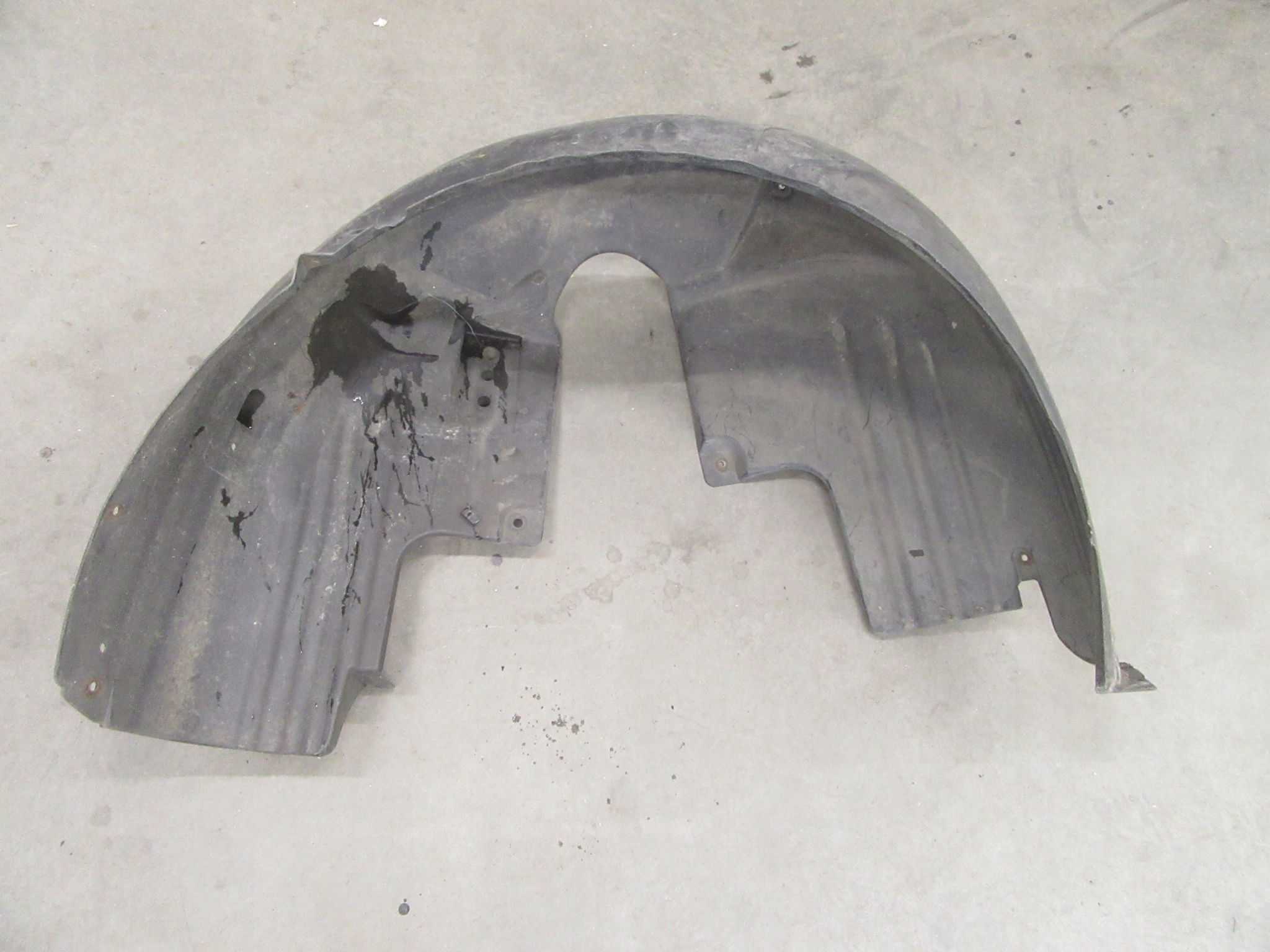 mudguard right right rear part BMW e65 e66 2001r.- 2004r.
