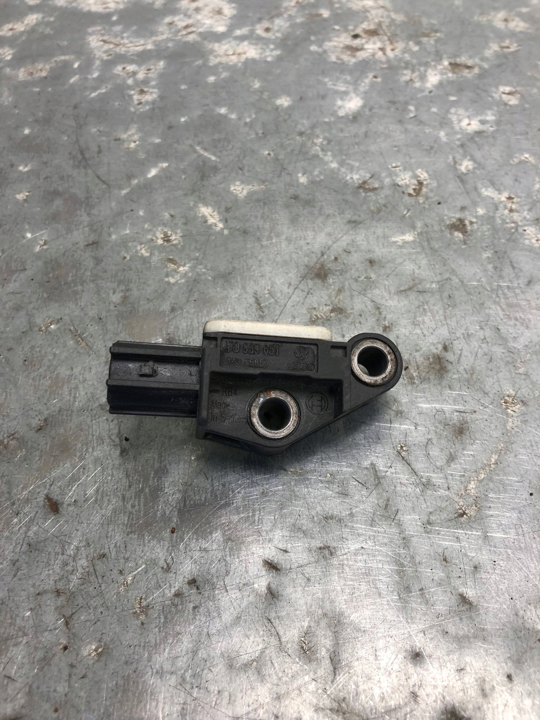 Crashsensor Drucksensor AUDI A6 C6 4F0959651