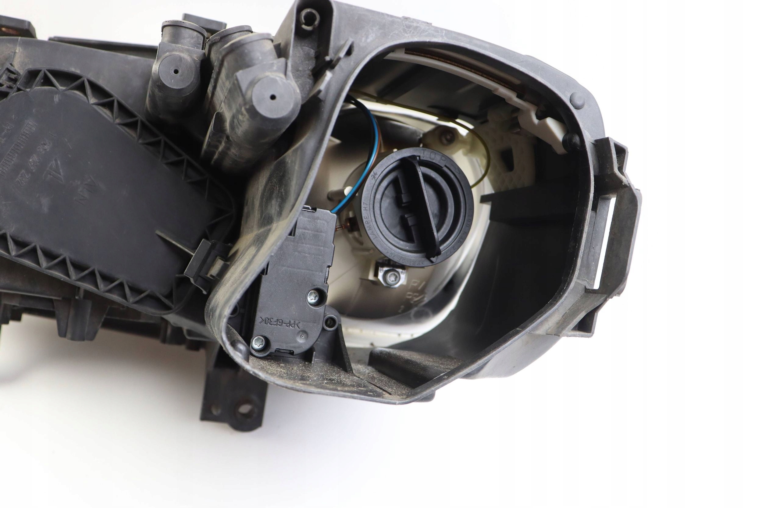VW TOURAN and light front right front 1T0941006D 0301205202 EUROPA