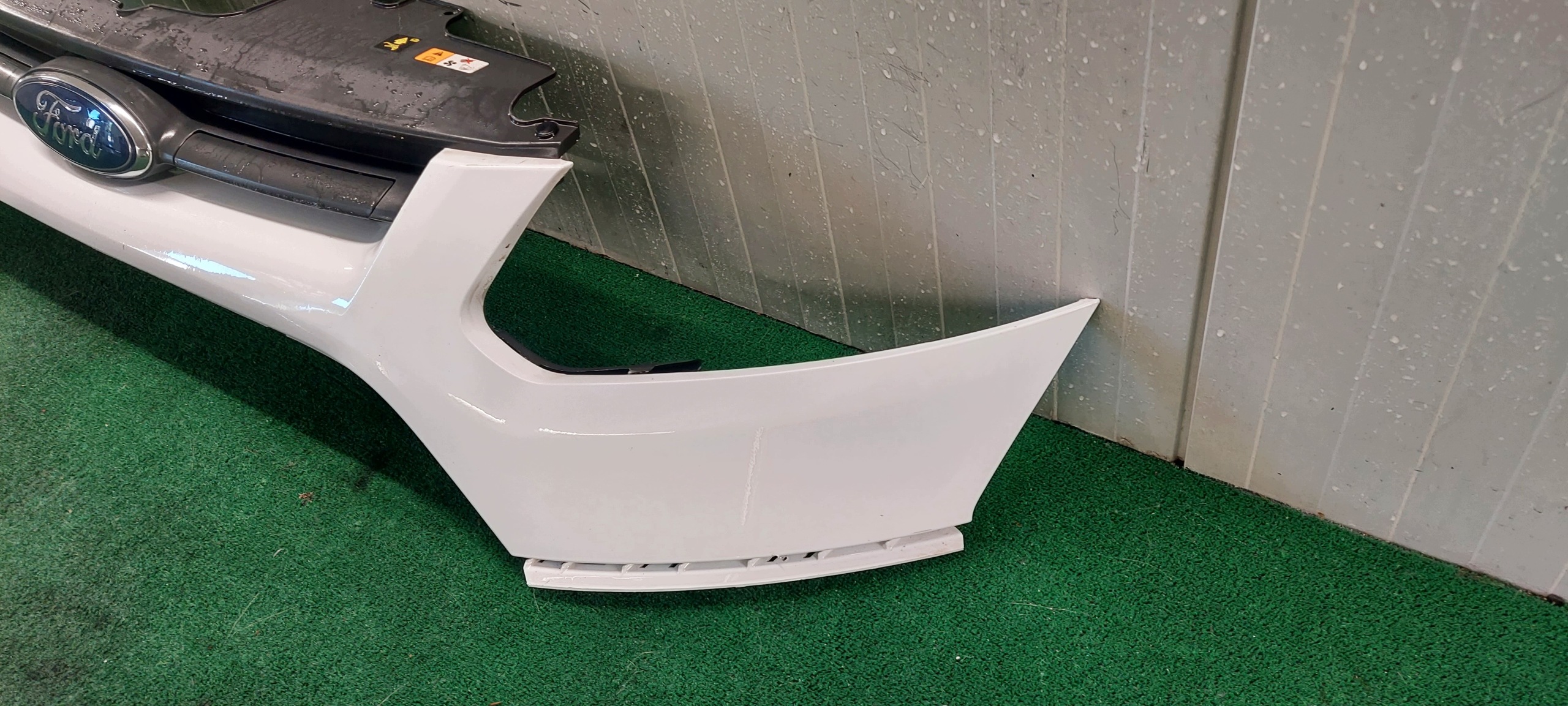 Grille Complet FORD TRANSIT CUSTOM 12-17 LAK: FROZEN WHITE