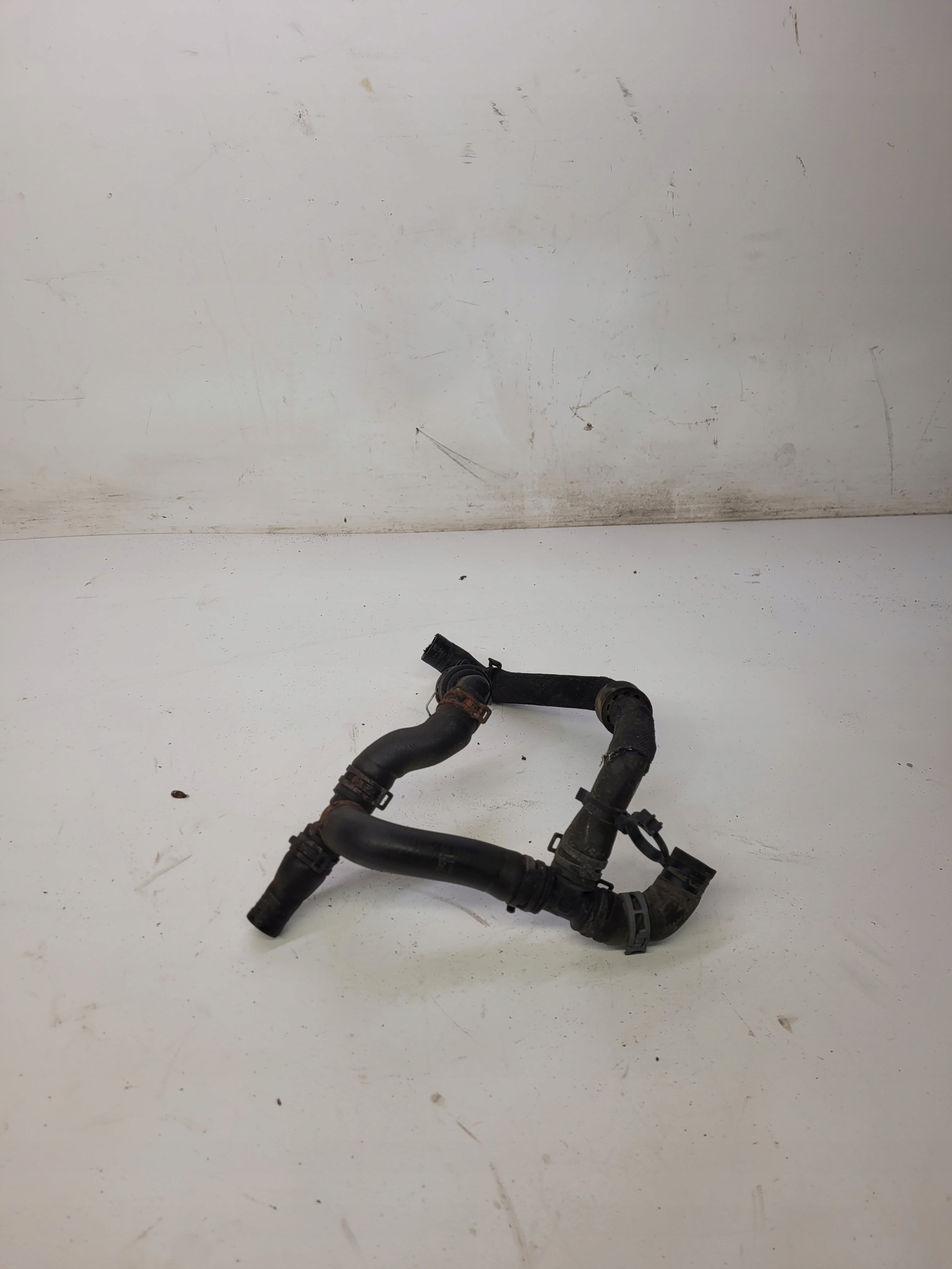 crijevo prijenos vode AUDI A6 C7 A7 3.0TFSI 4G0145920C