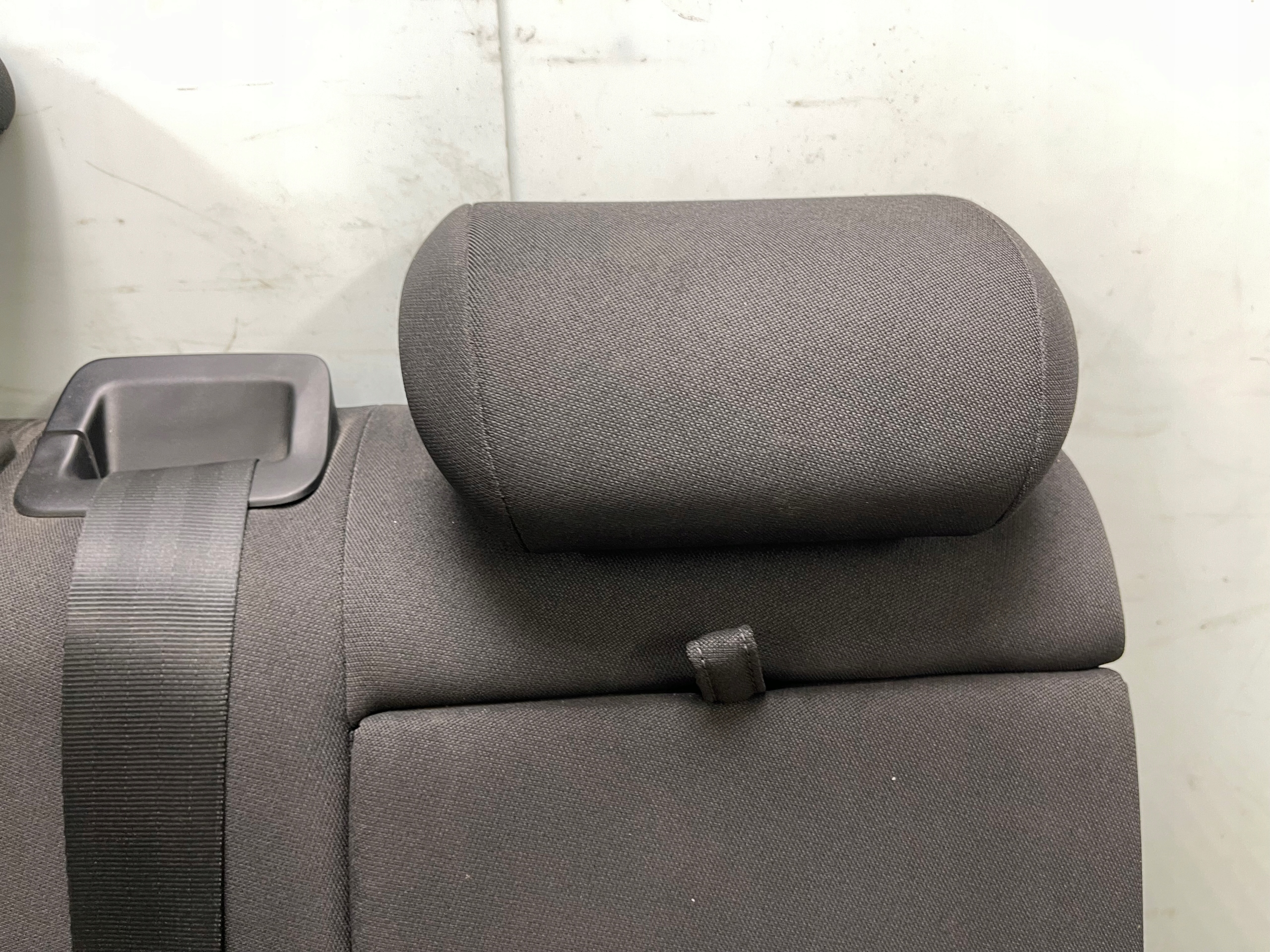 Seat Leon III 5F kombi backrest rear seat right rear part