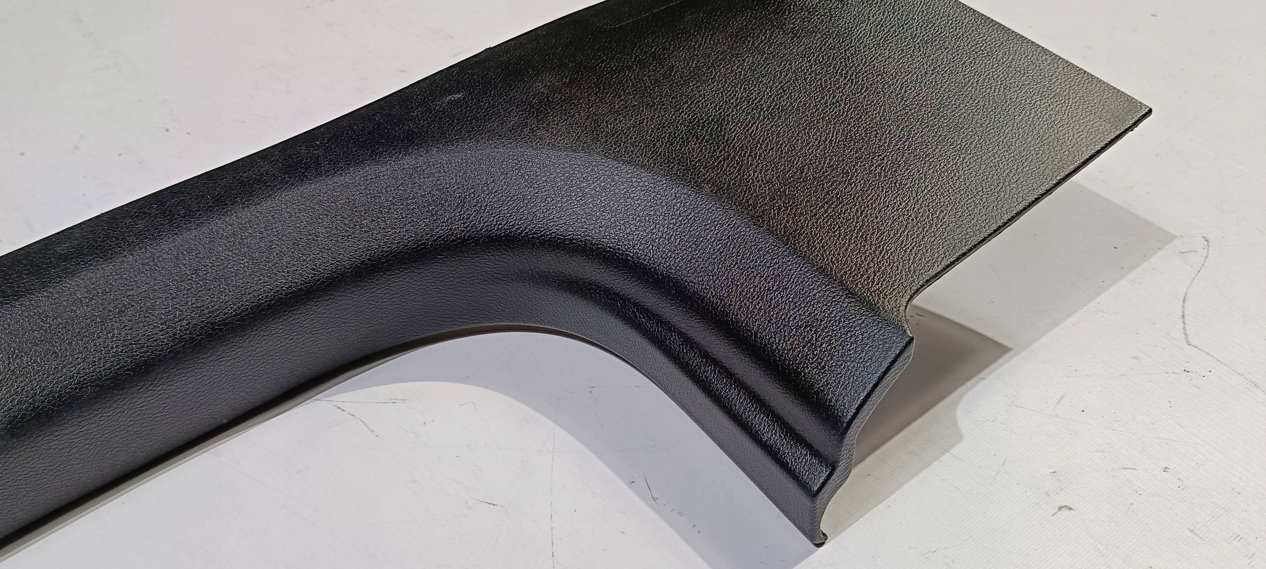 moulding threshold cap inner right Dodge Charger 2015