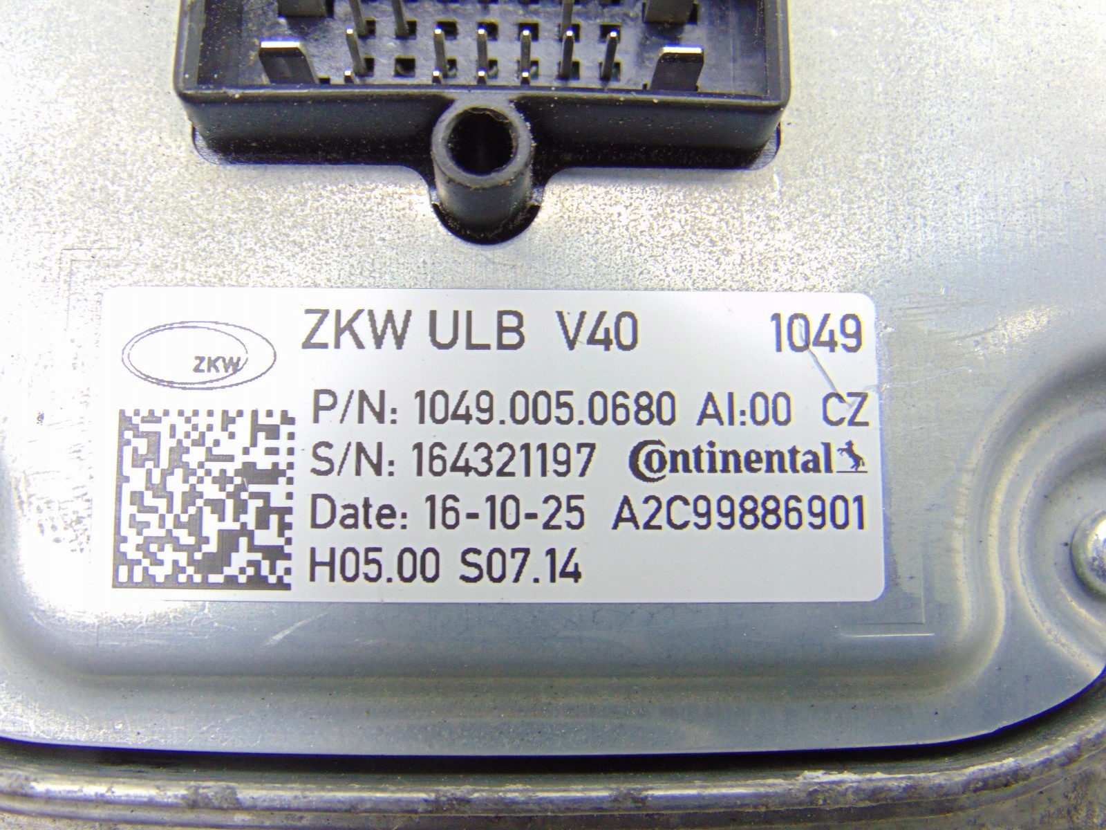 control unit module LED VOLVO V40 II LIFT A2C99886901 10490050680