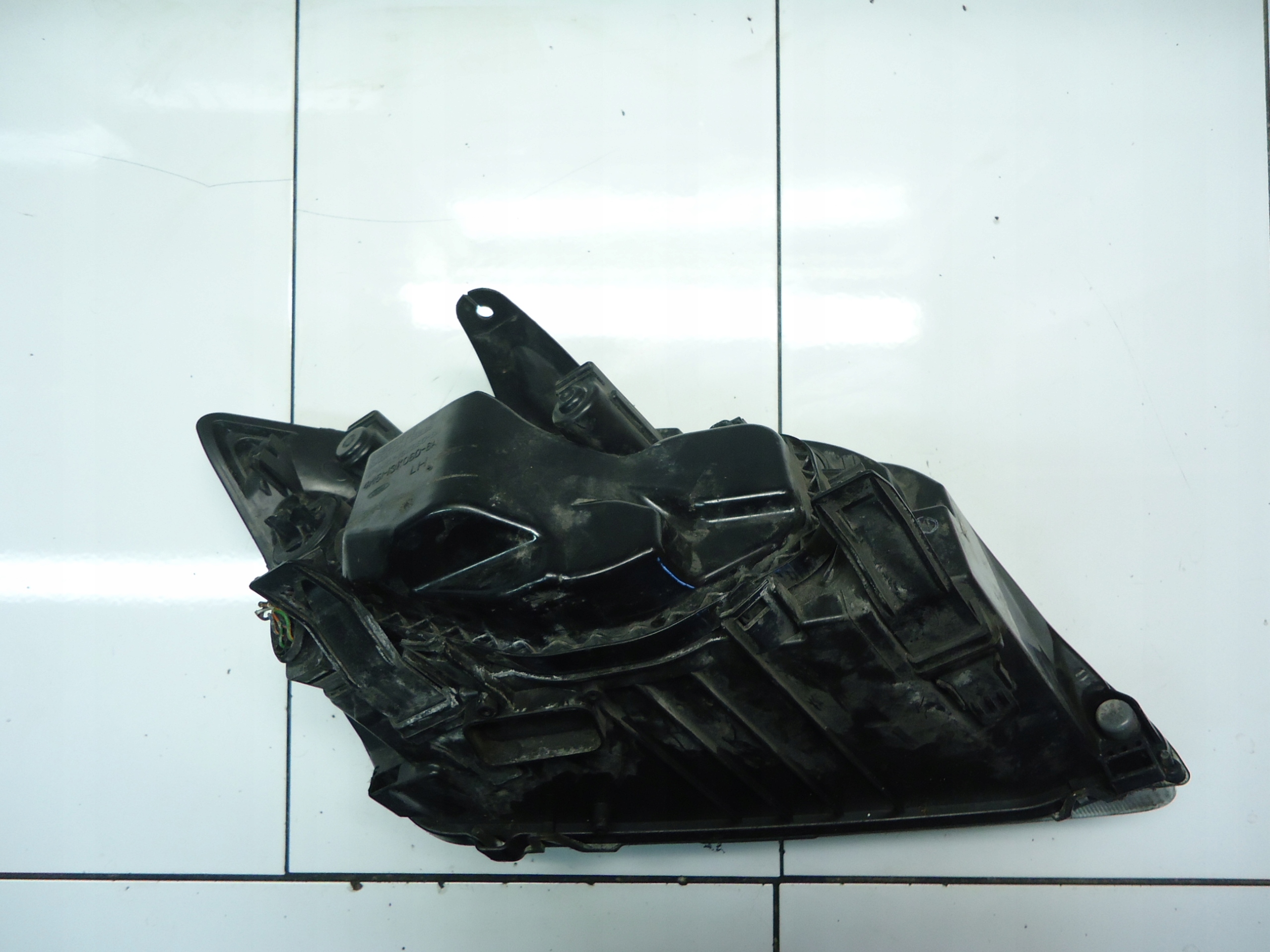 FORD FOCUS MK2 light left front front UK ANGLIA