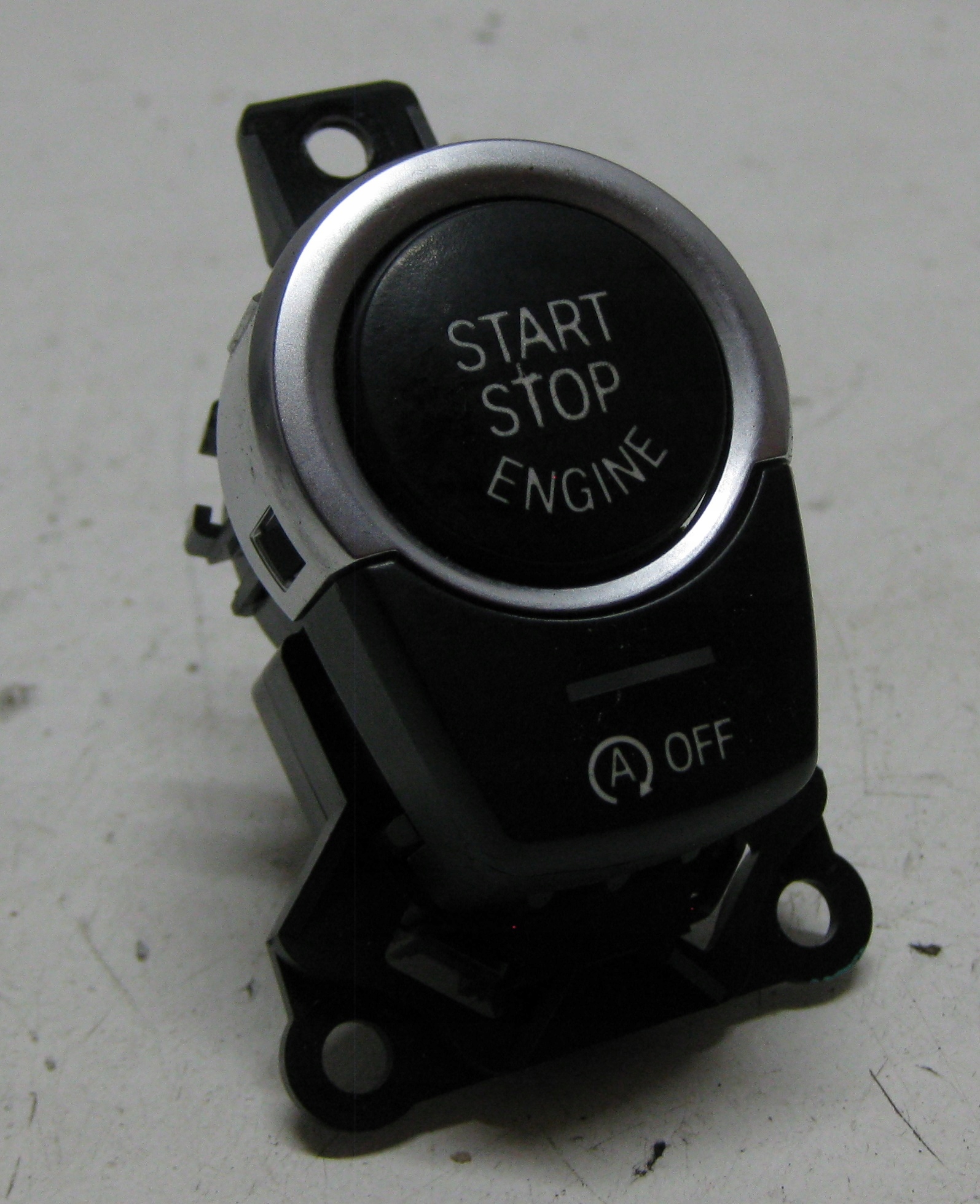 BMW F11 2.5 D 14R PANEL Bouton START STOP 9153831