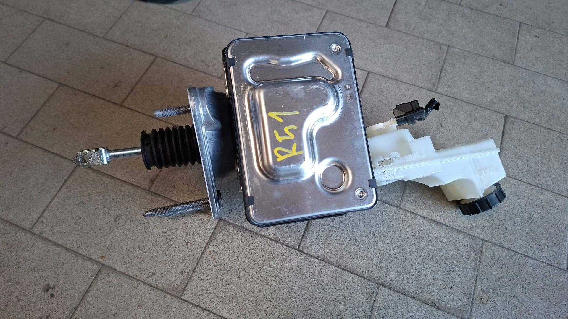 Servo bremsen Pumpe Renault 5 E-Tech 476603843R