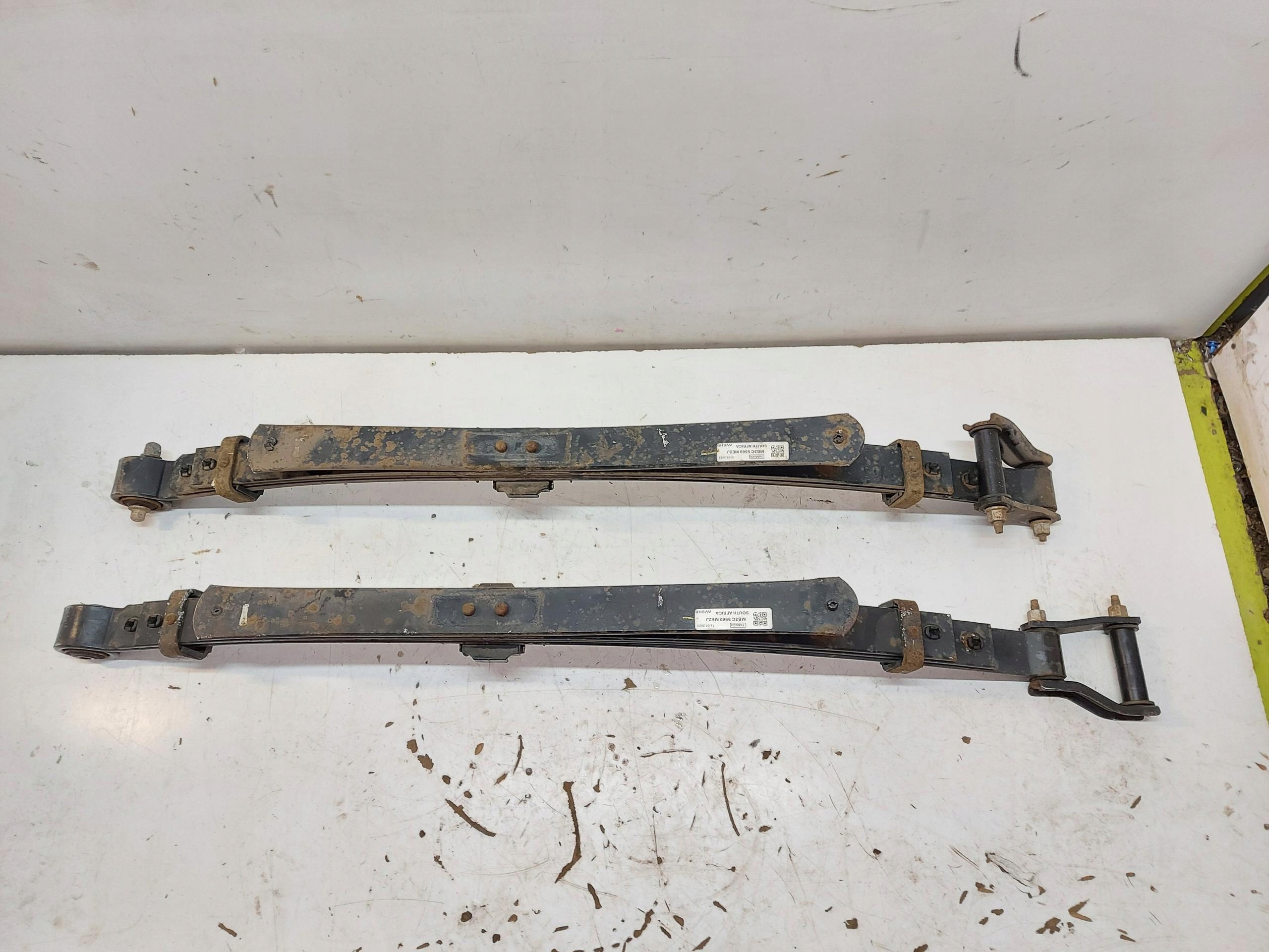 Ranger VI 6 2023r resor links oder rechts heck komplet mb3c-5560-me2j
