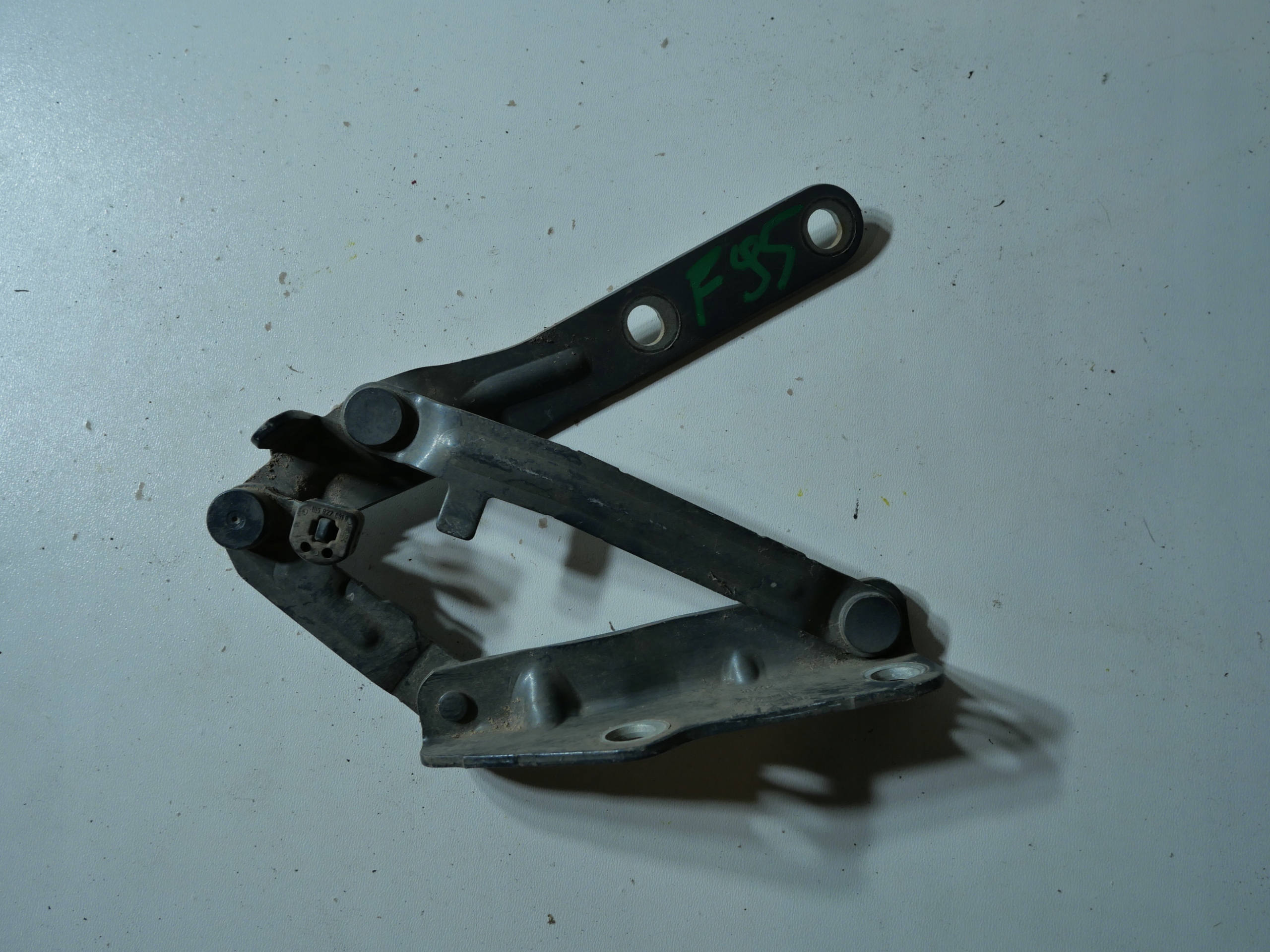 hinge bonnets left VW T5 7H0823301D