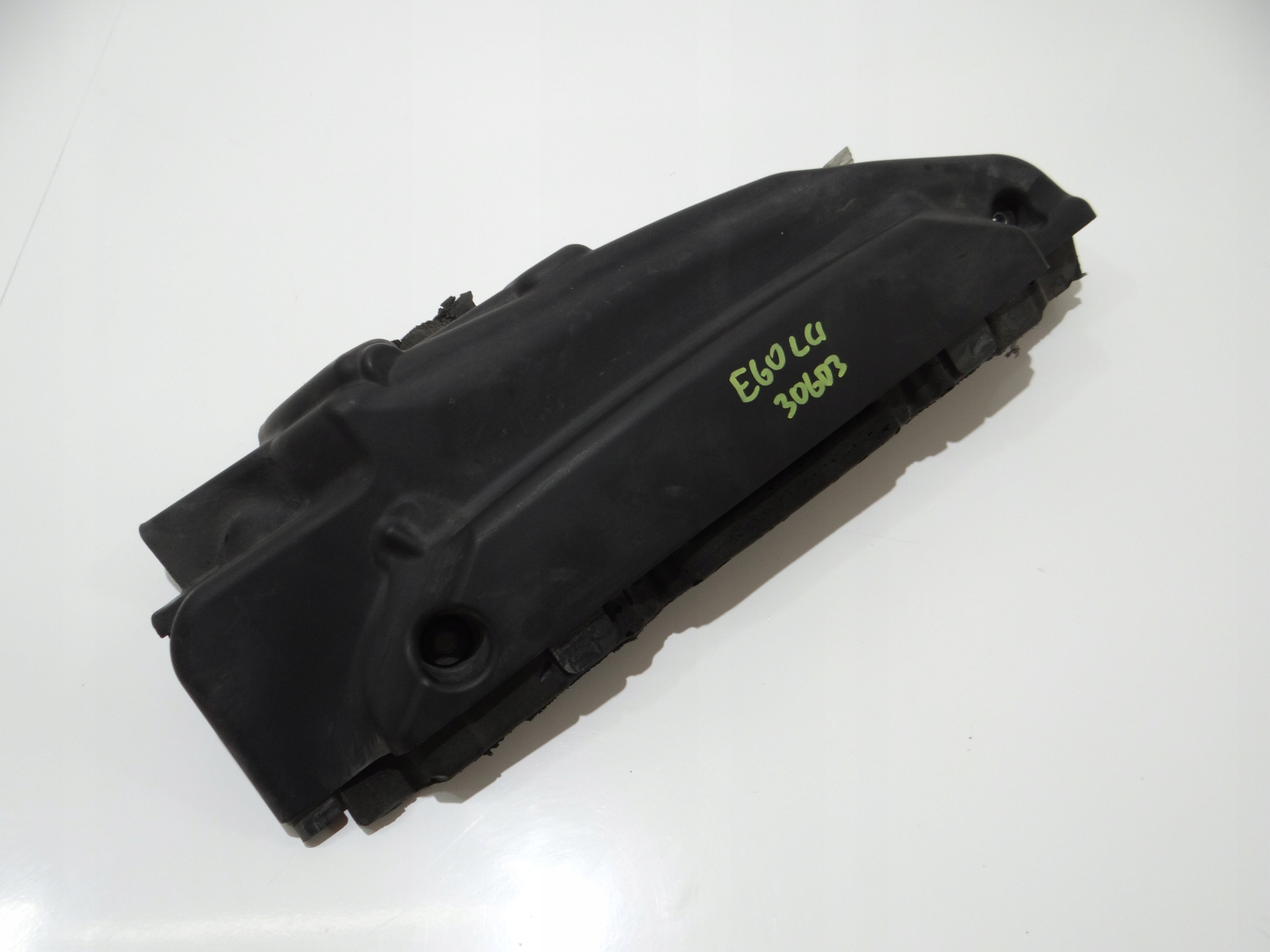 motor cover upper BMW E60 E61 306D3 OE 7788918 (4822563)