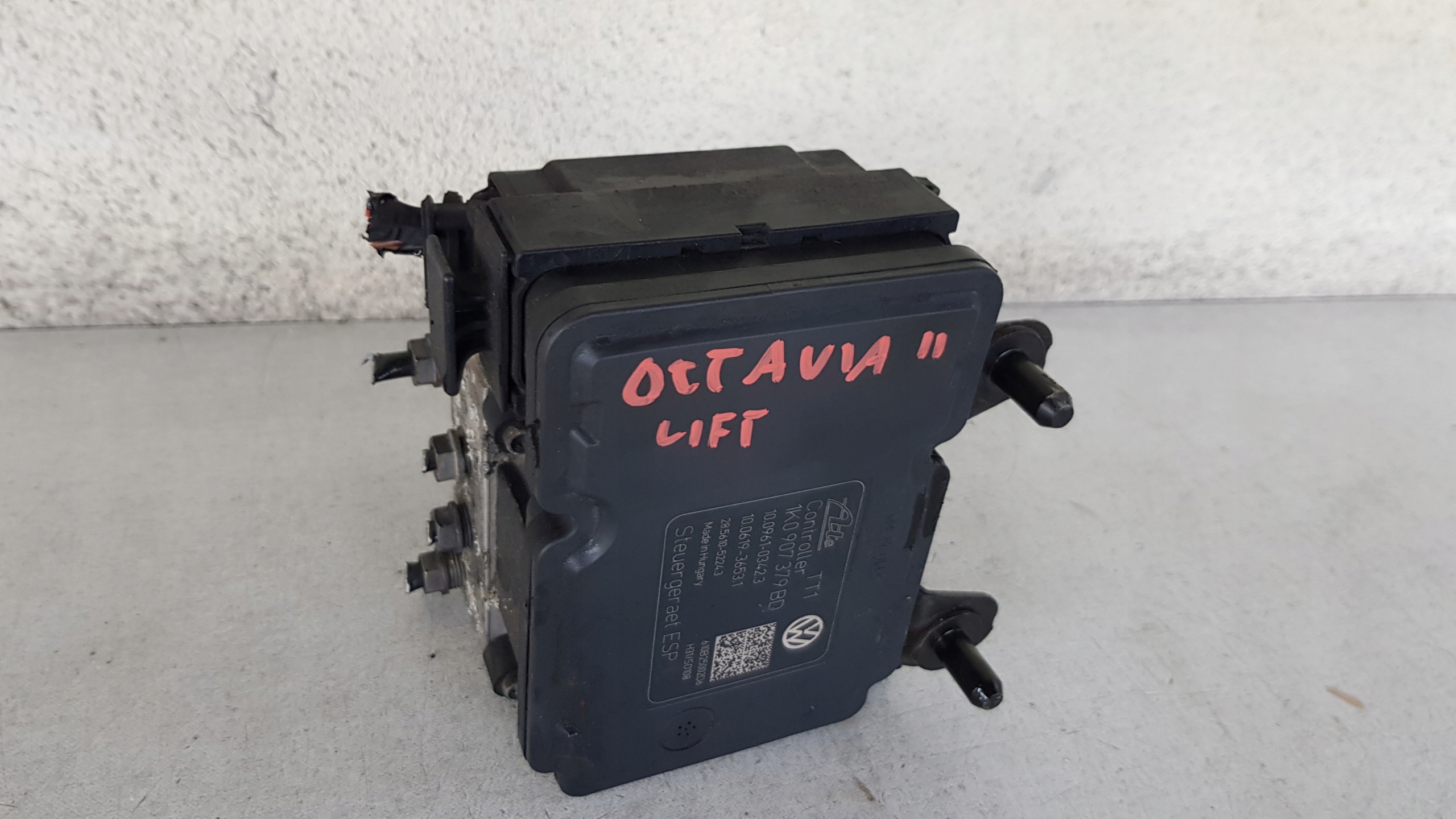 1K0907379BD - НАСОС ABS SKODA OCTAVIA II