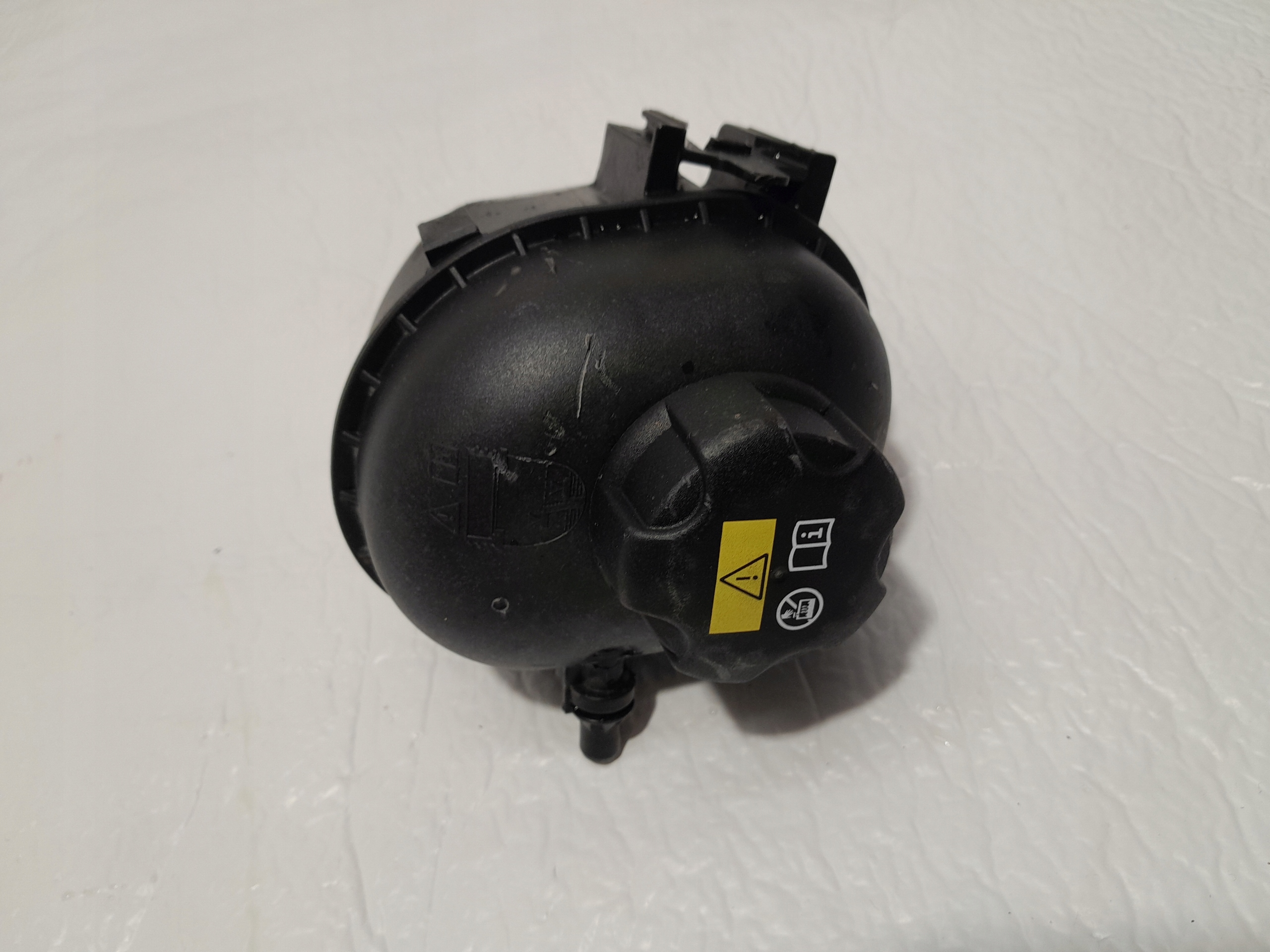 BMW X3 G01 LCI ekspanziona posuda 8610661