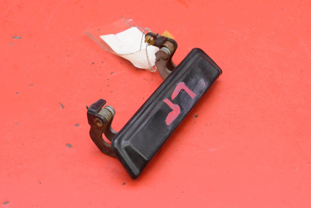 handle left front front black HYUNDAI GALLOPER 2 II 5D 98-03