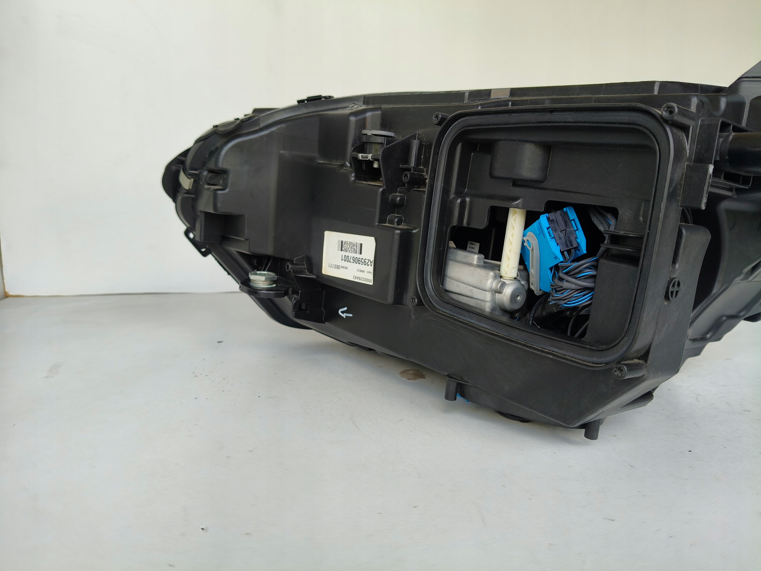light right REFLEKTOR MERCEDES EQE W295 FULL LED DIGITAL LIGHT