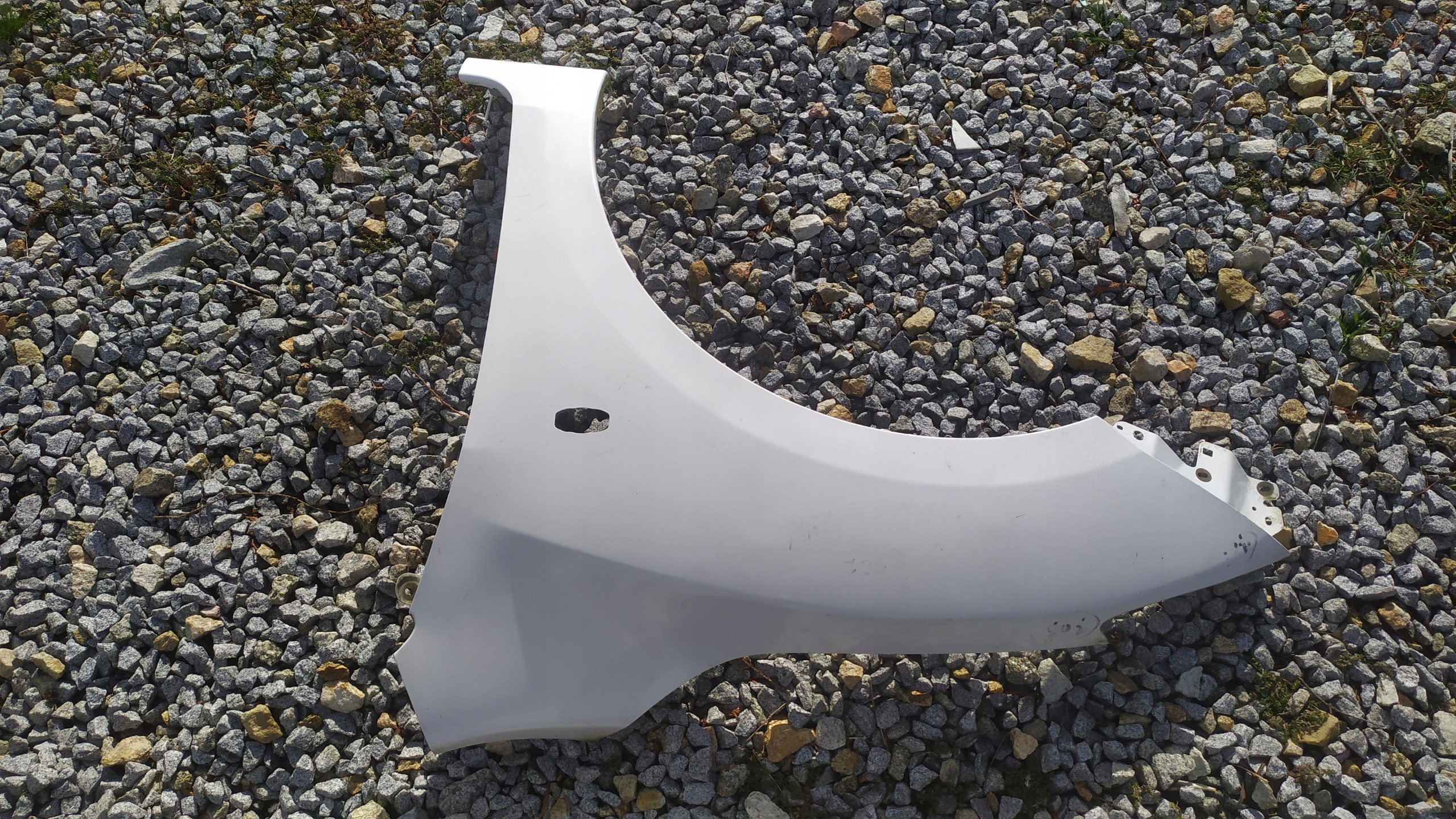 MAZDA3 mazda 3 2009 2010 2011 2012 błotnik lewy