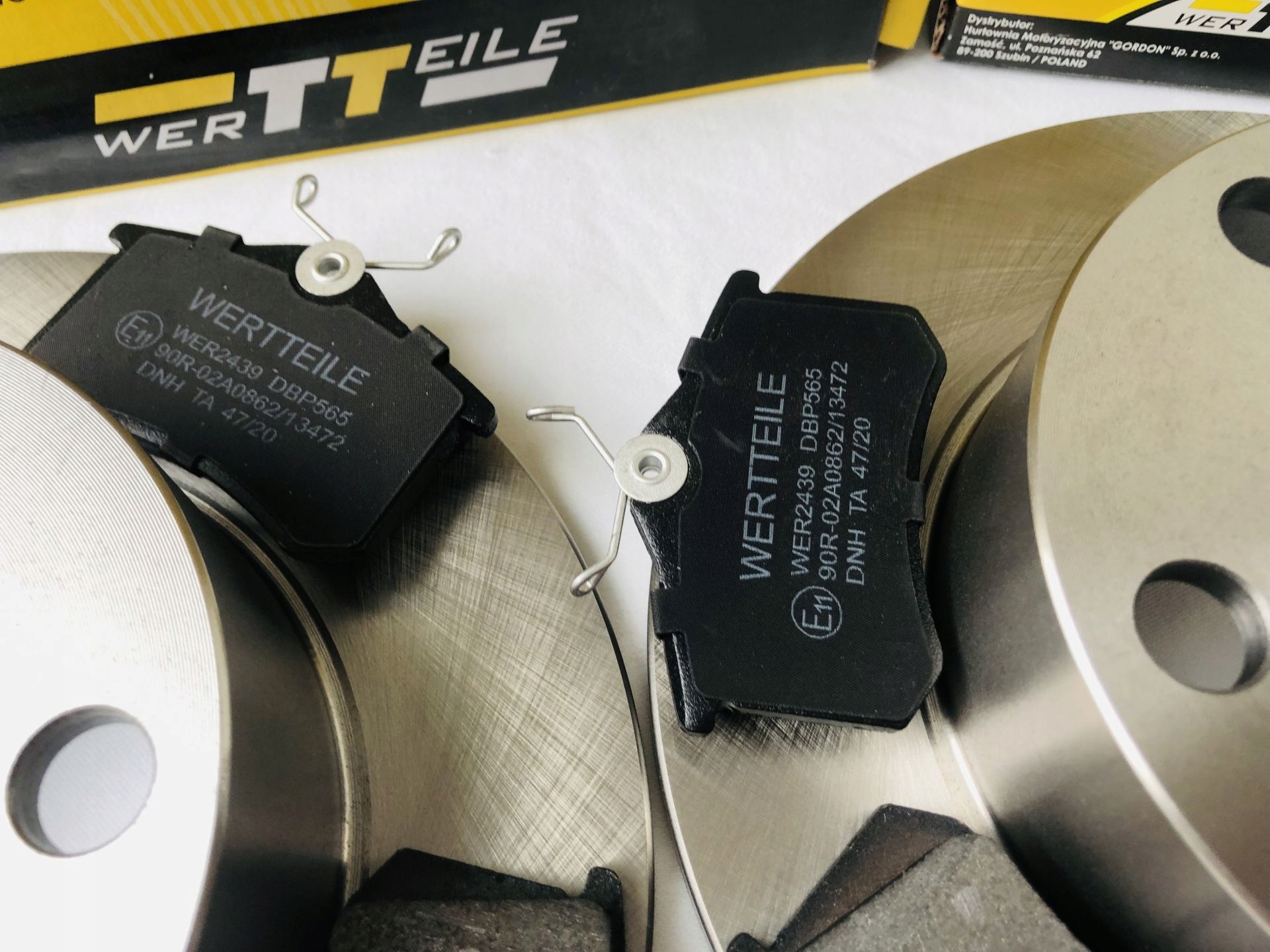 TARCZE KLOCKI TYL WERTTEILE AUDI 100 A6 C4 C5 Installation side Front