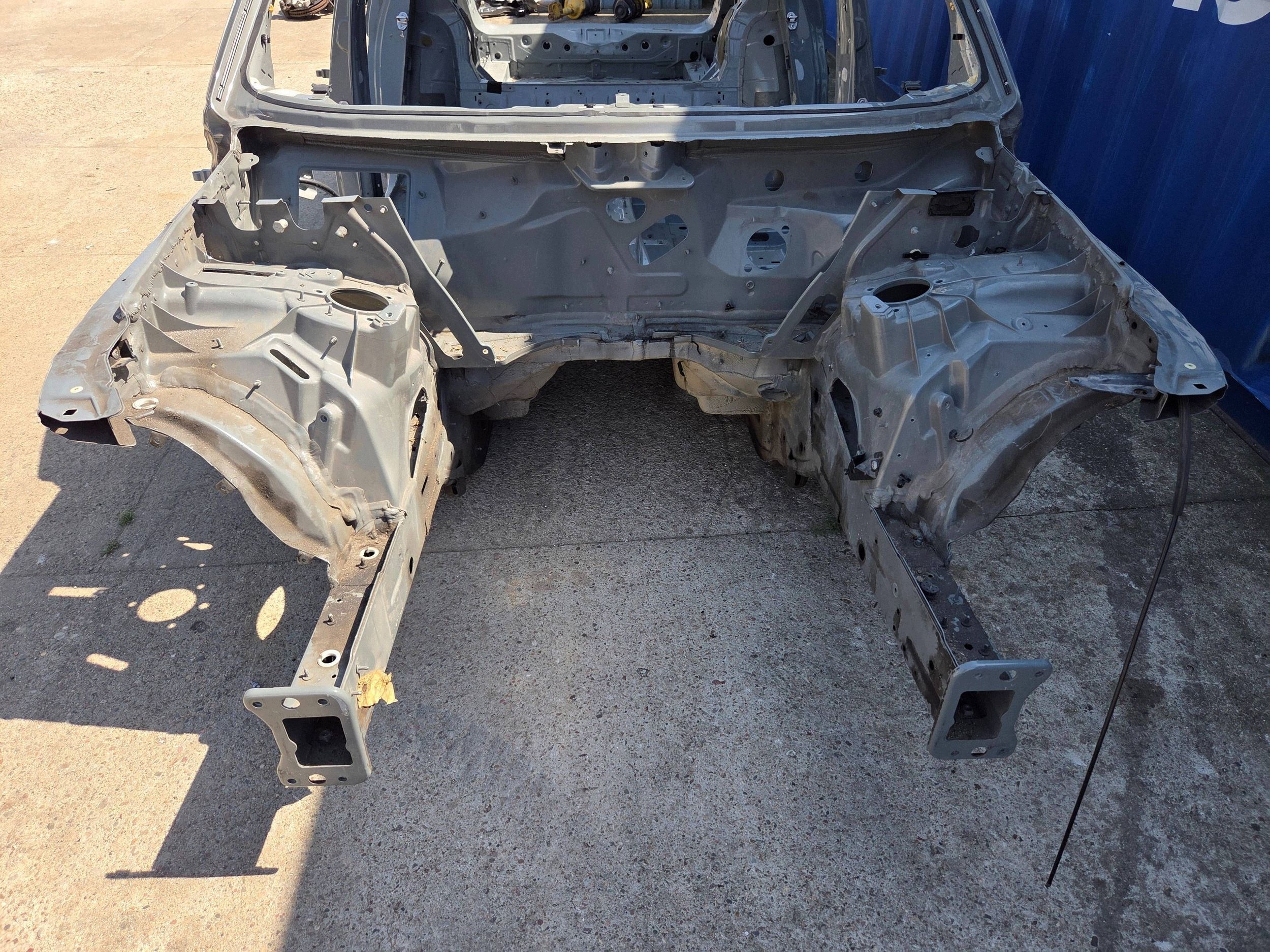 Audi Q5 SQ5 FY 80A quarter front right