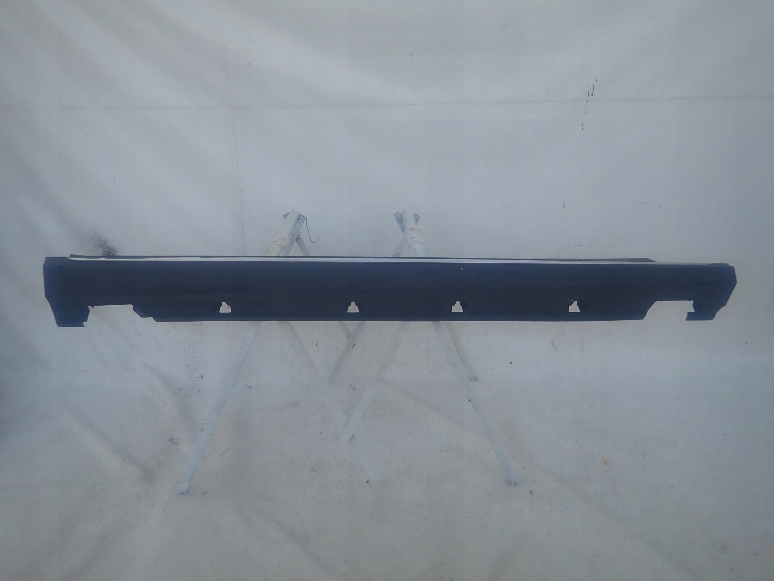 MERCEDES ML W166 11-15 threshold right moulding threshold