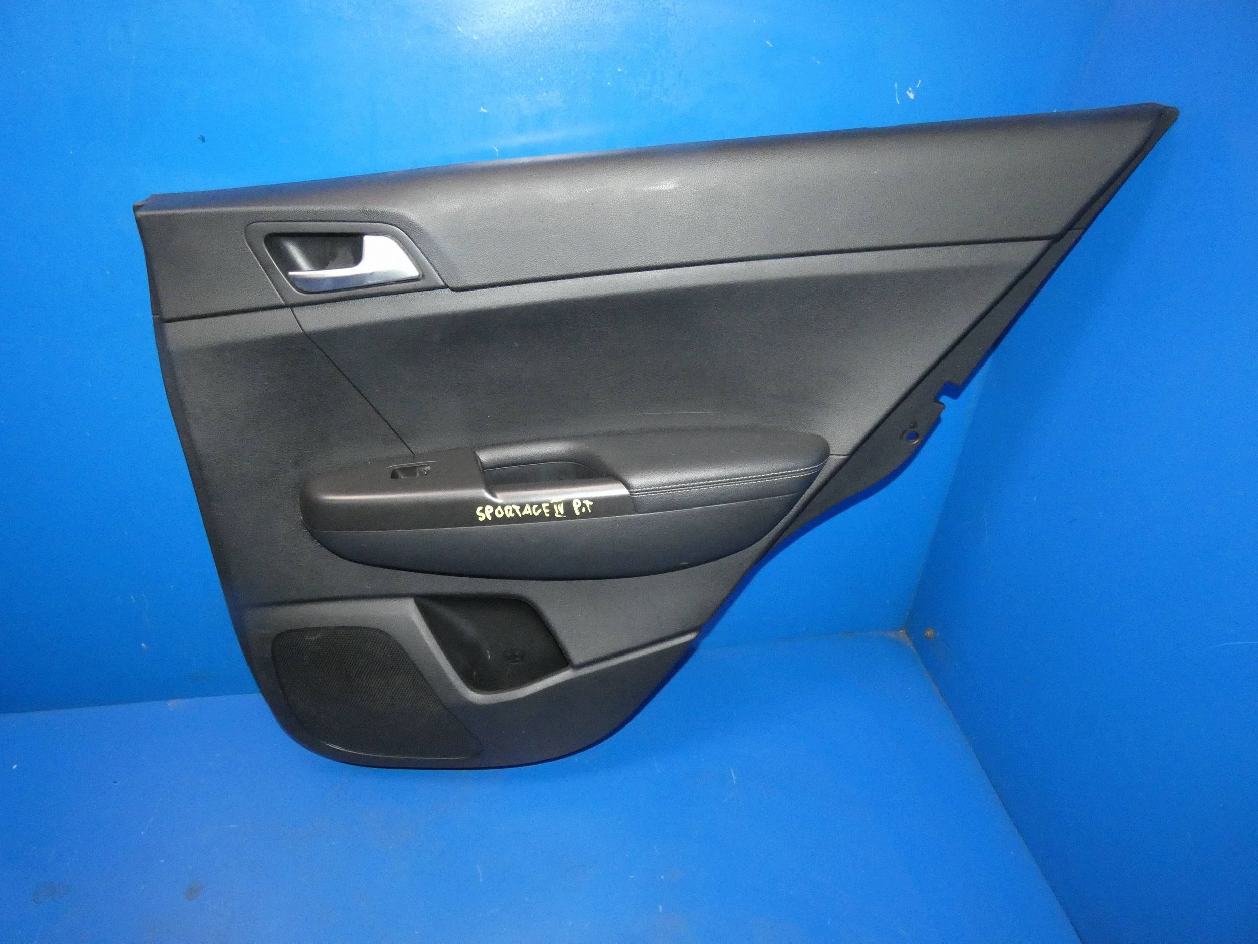 side rear coupe rear part side right KIA Sportage