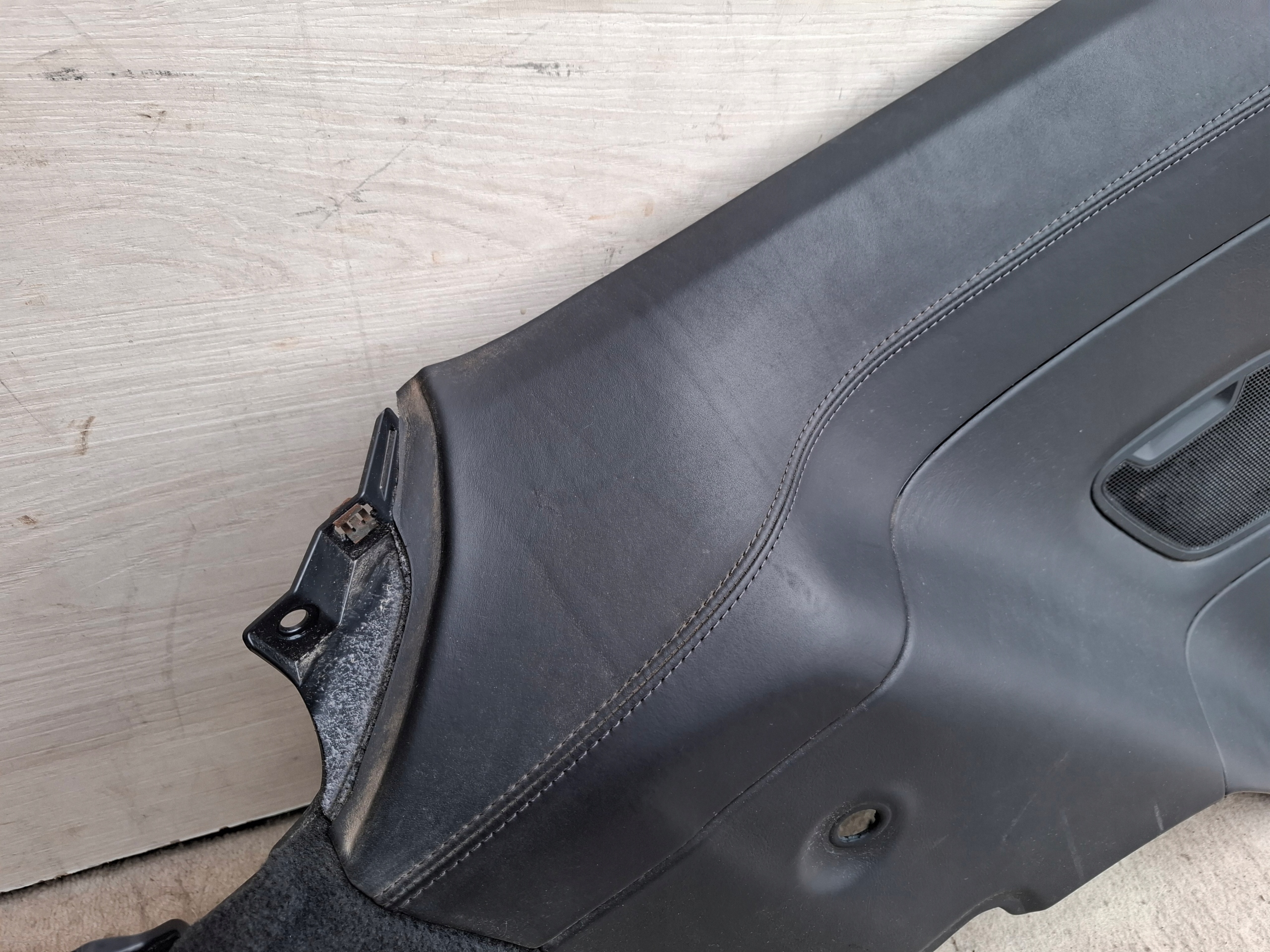 upholstery side left PORSCHE 992 911 19r 992867581