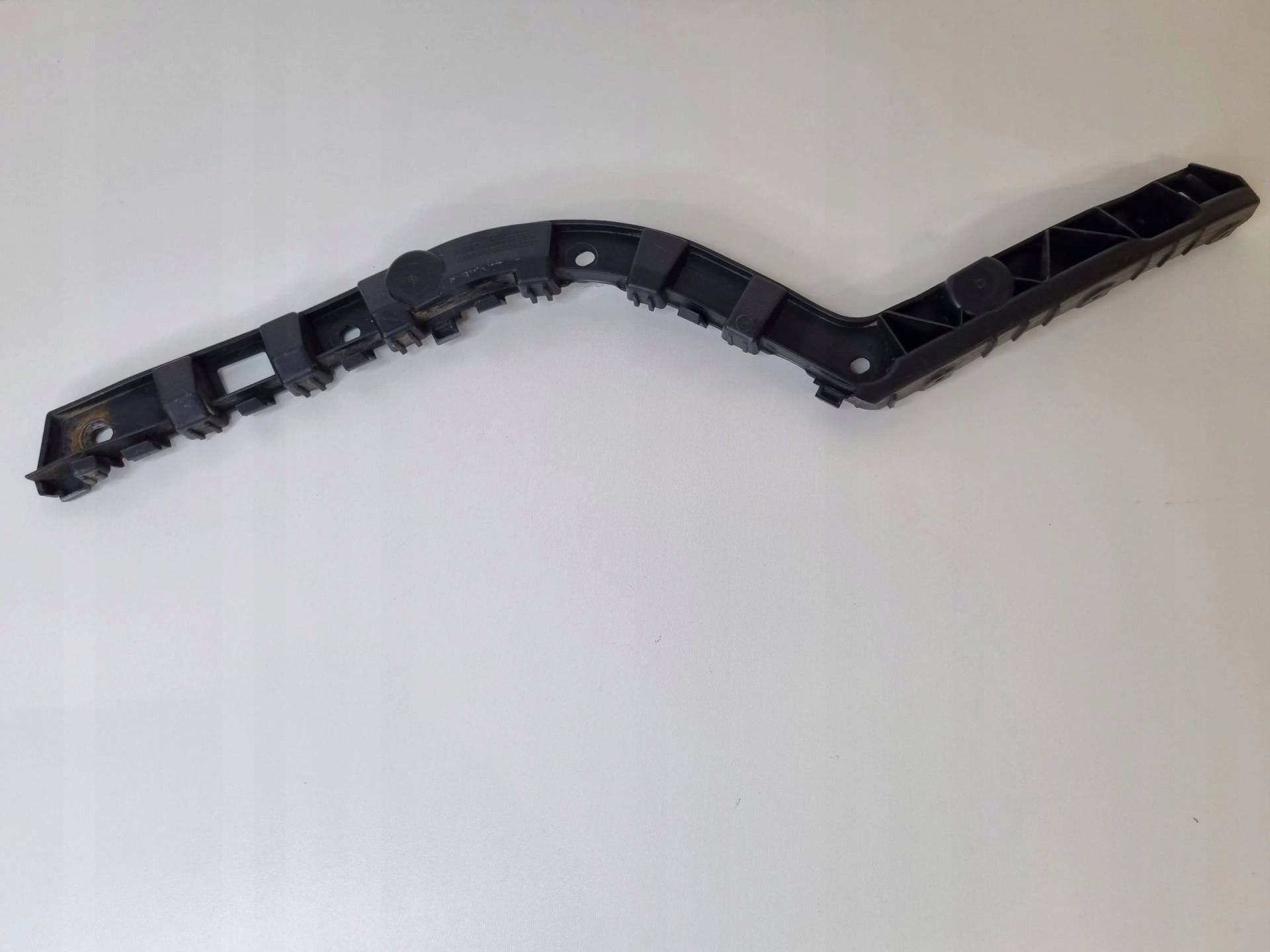 Support Support plaque Pare choc Arrière Droit Bouche buse Skoda Superb 2 facelift 3T 2014
