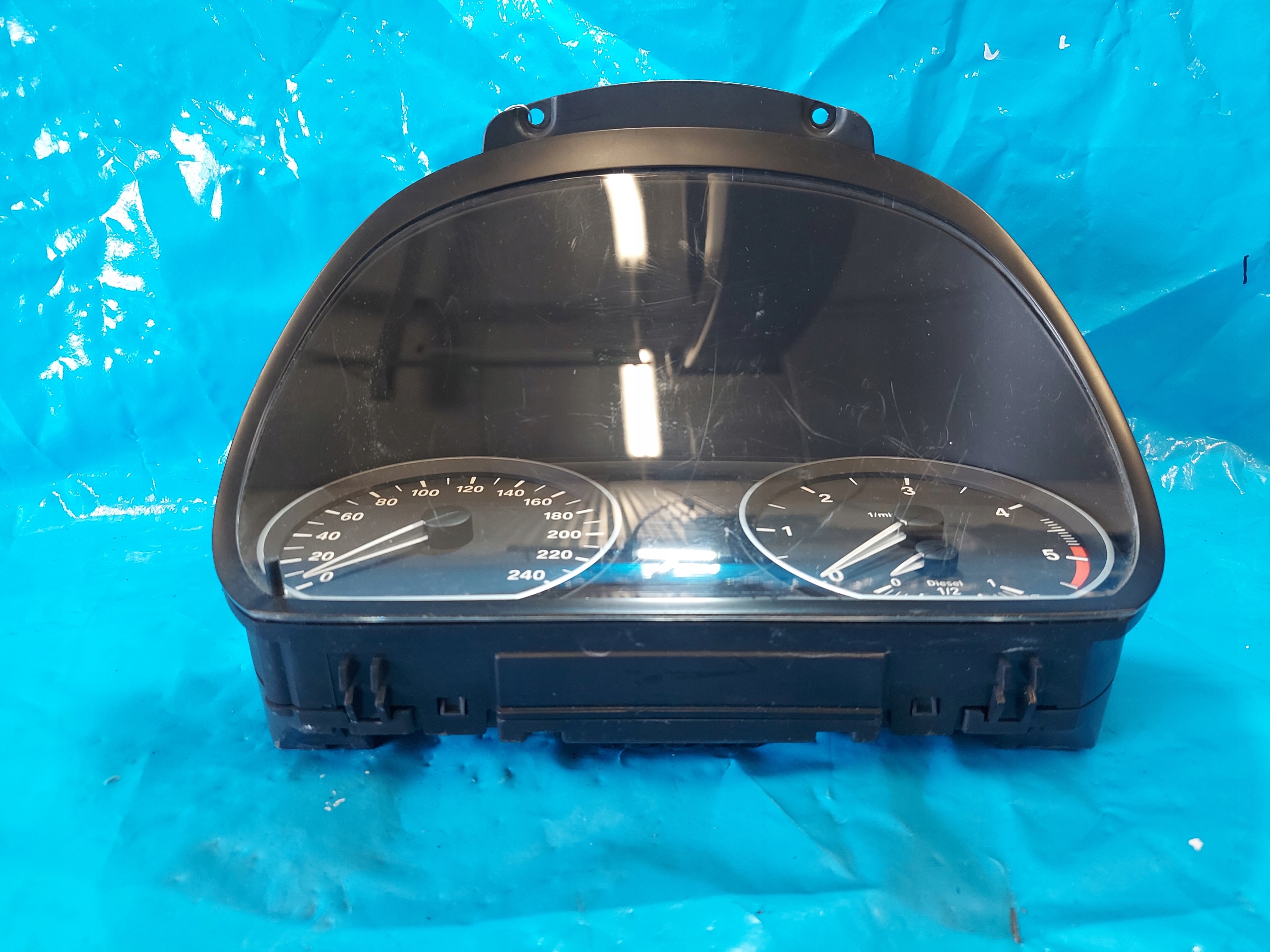 dials clock BMW 1 2008 R E87 912259101