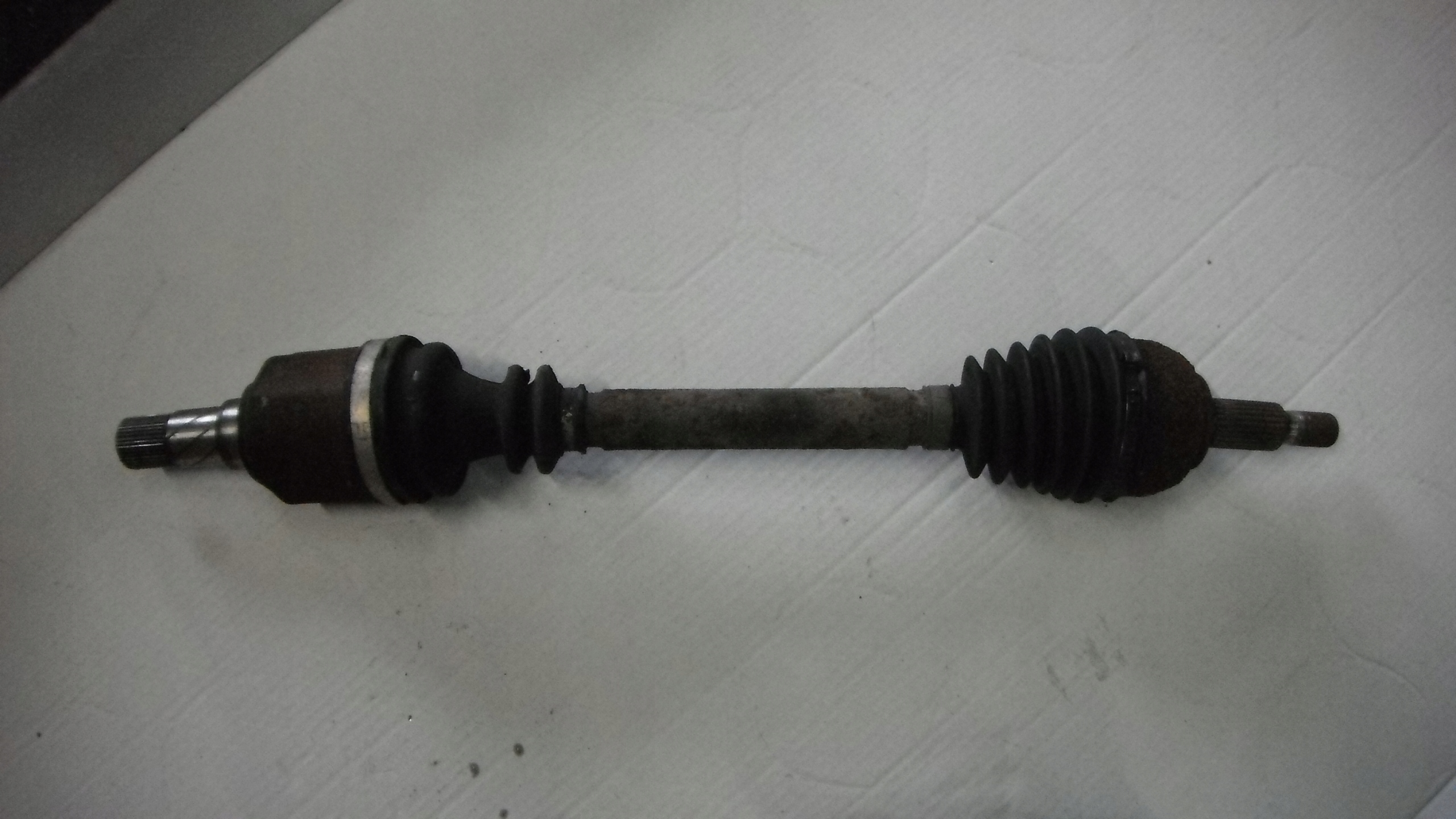 RENAULT MEGANE II 1.9 DCI 02-09 PÓŁOŚ LEWA