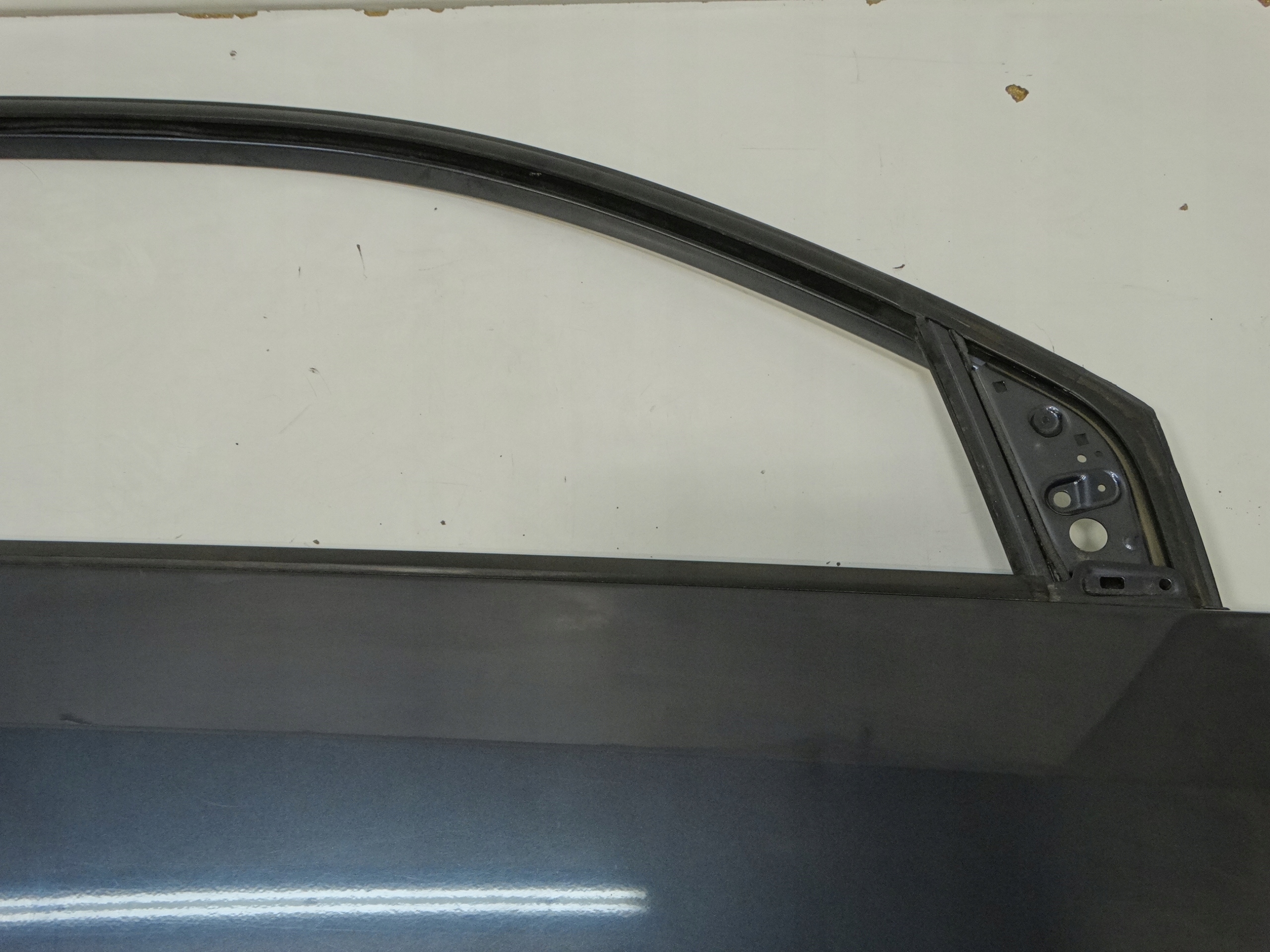 door right front FORD FIESTA MK6 3DRZWI