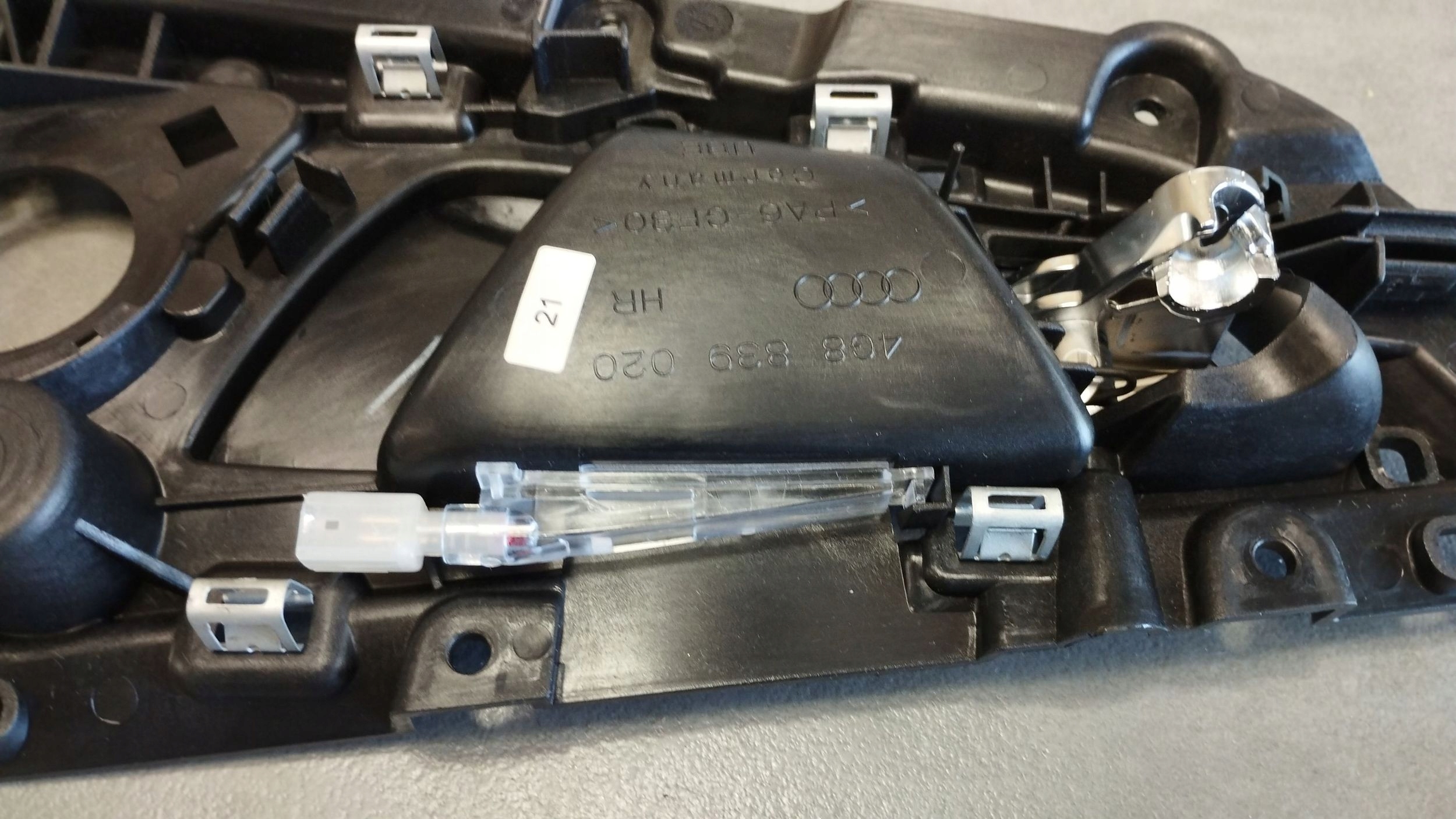 Audi A7 4G 2016 handle inner right rear part 4G8839020