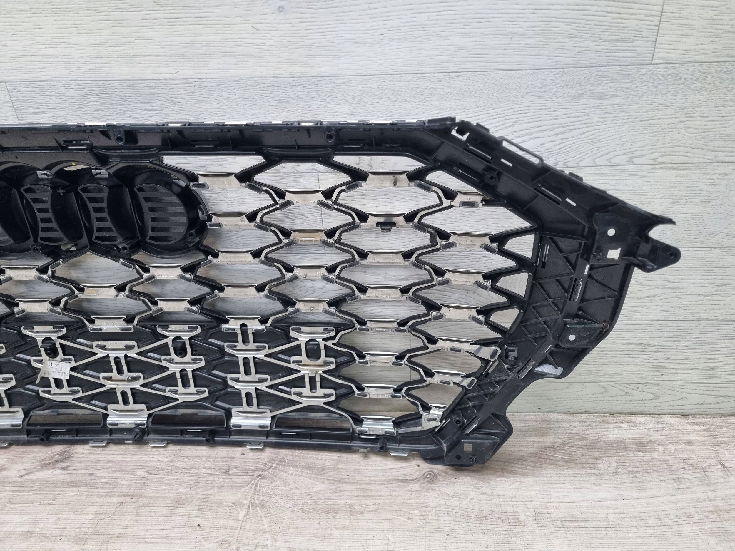Audi Q3 Kühlergrill FRONTGRILL Kühlergitter 83F853651 - Thumbnail 6