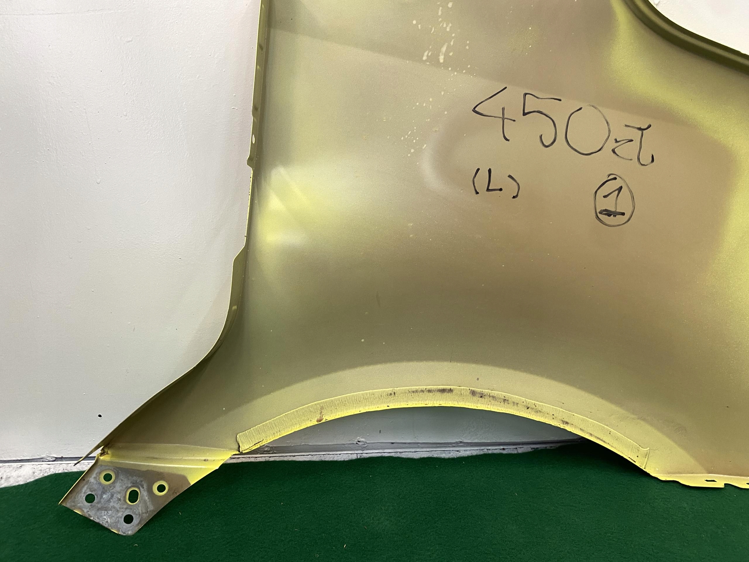 SPRINTER 907 910 17- fender left front ZOLTY