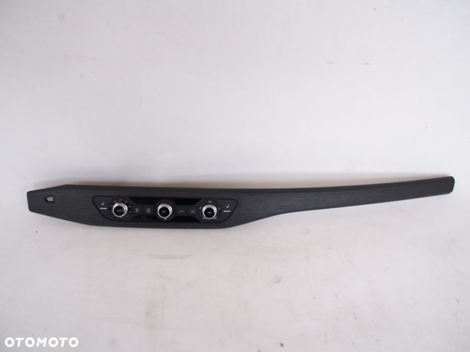Audi A4 lista vezérlö panel tábla 15