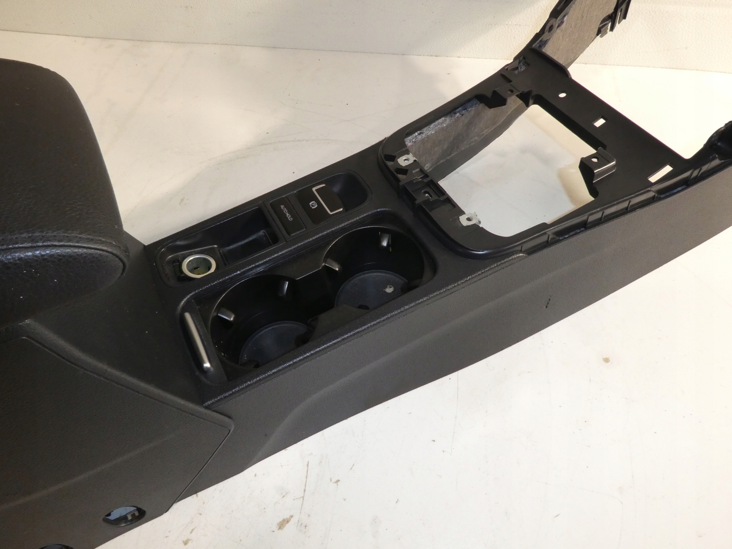 TUNEL armrest VW SHARAN ALHAMBRA 7N0864251