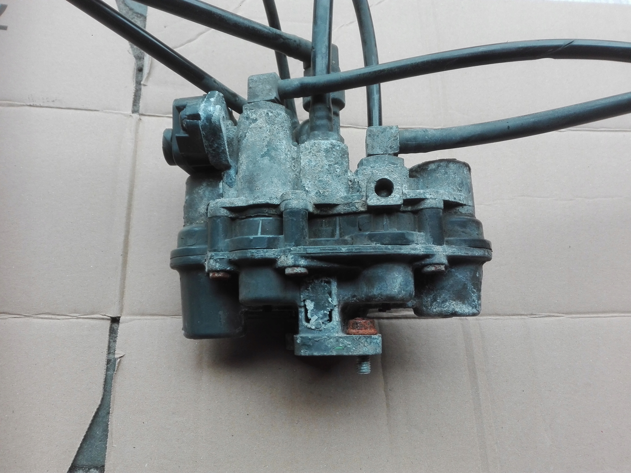 ZAWÓR OSUSZACZA MERCEDES ATEGO 250 ZŁ NETTO