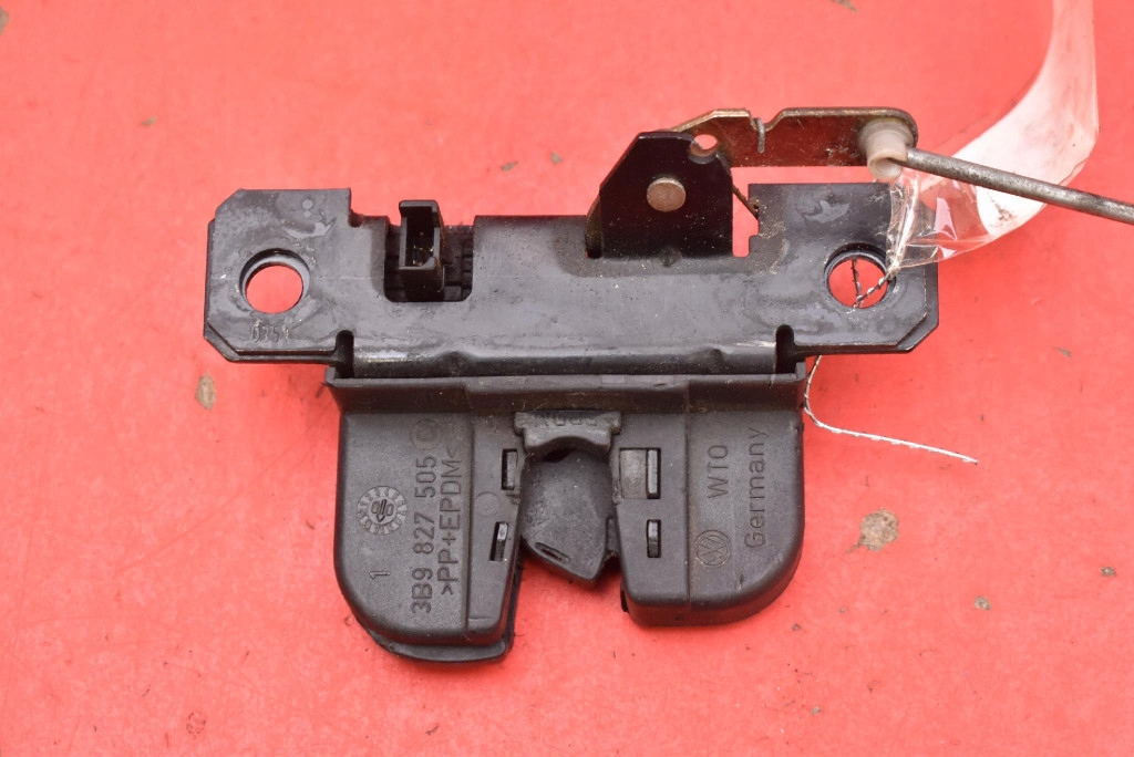 lock bonnet rear part boot 3B9827505C SEAT LEON 1 and 99-05