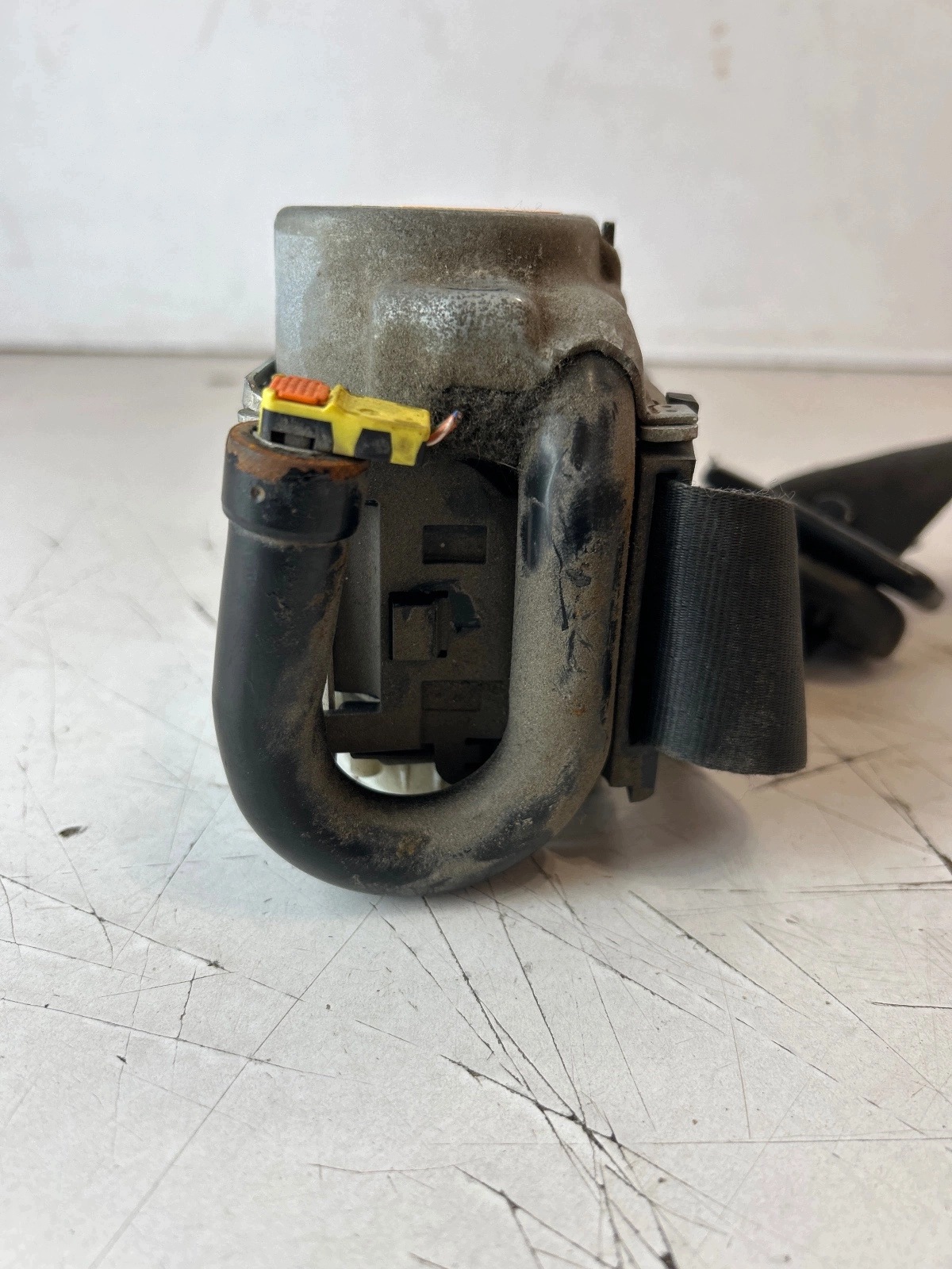 seat belt front right Iveco Daily V VI 2017r