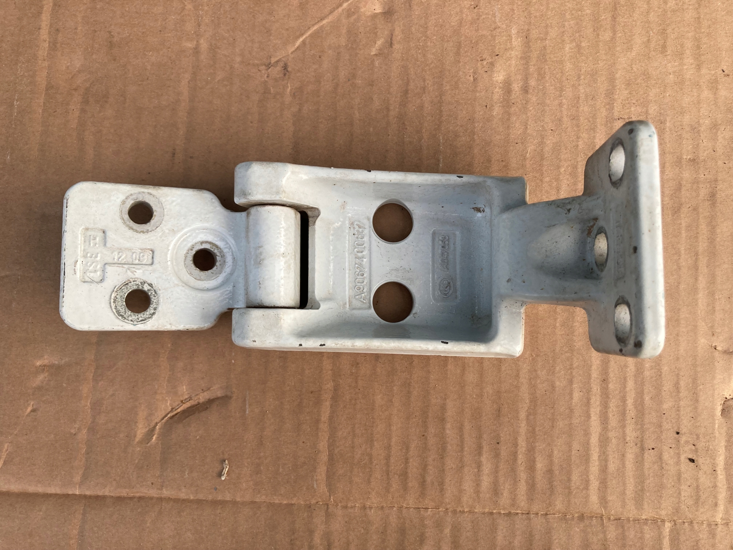 CRAFTER SPRINTER 906 hinge DLNY door rear part left