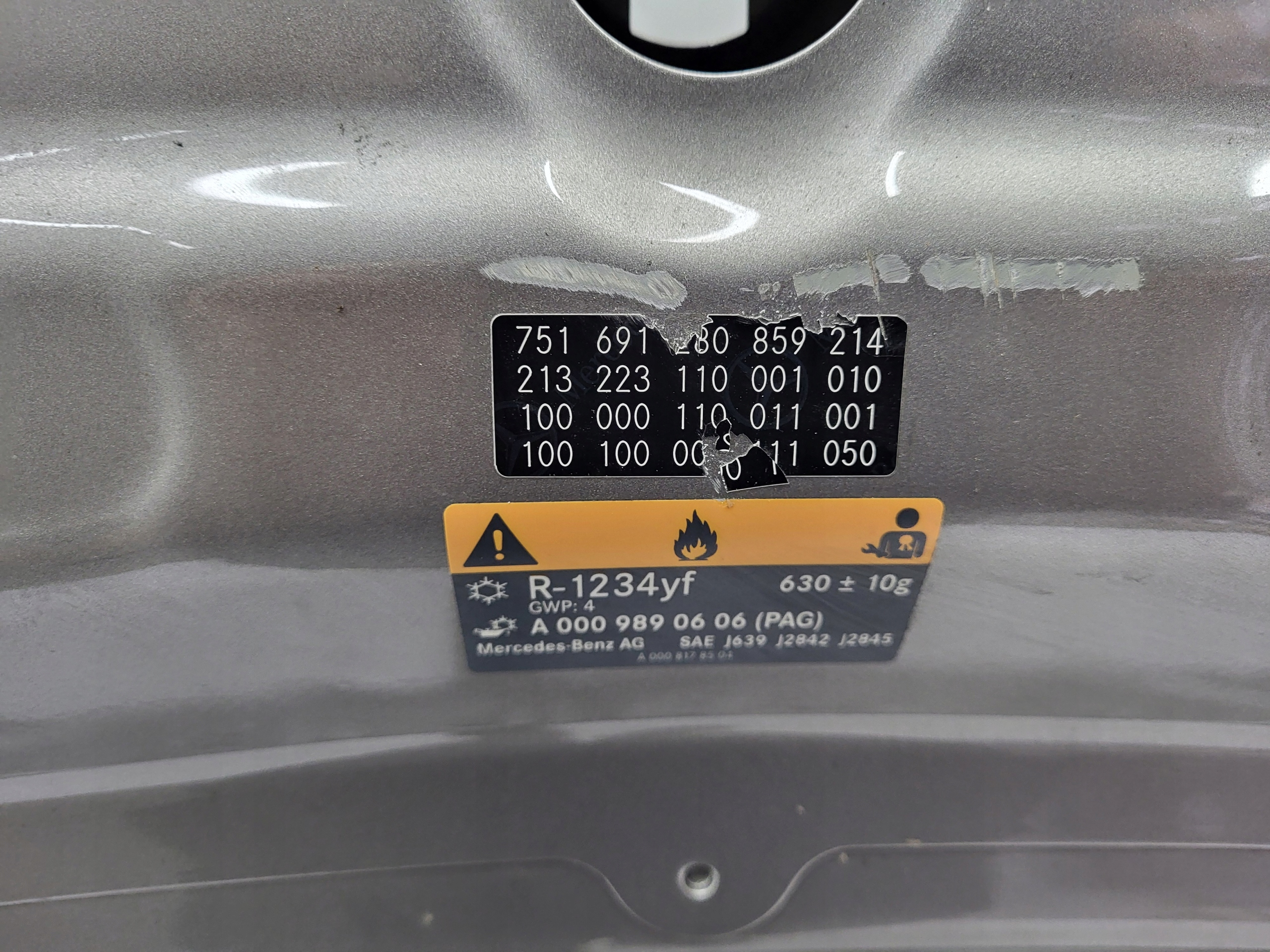 MASKA MERCEDES E-KLASA W213 LIFT Jakość części (zgodnie z GVO) O - oryginał z logo producenta pojazdu (OE)