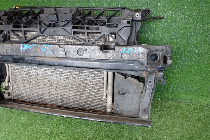 SEAT LEON III 2.0 TDI support panel for radiators front sider fan